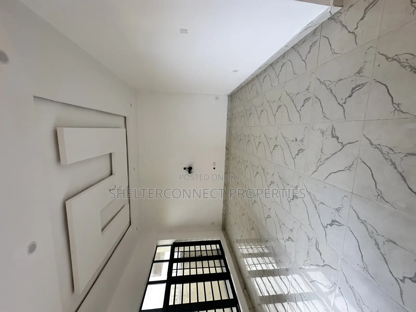 2bdrm Apartment in Ajah for sale