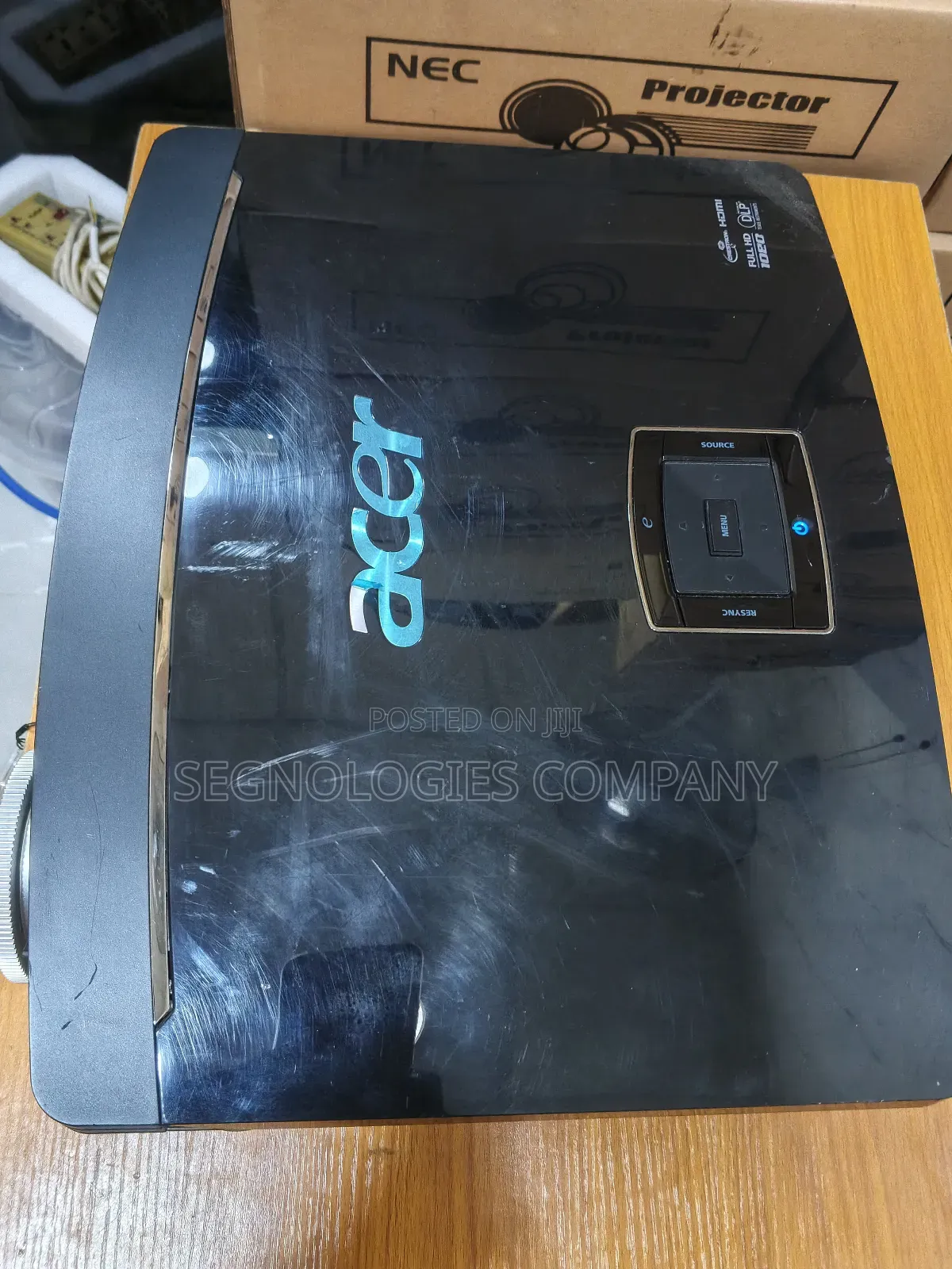 Acer P7500 4000 Lumens Dlp Projector