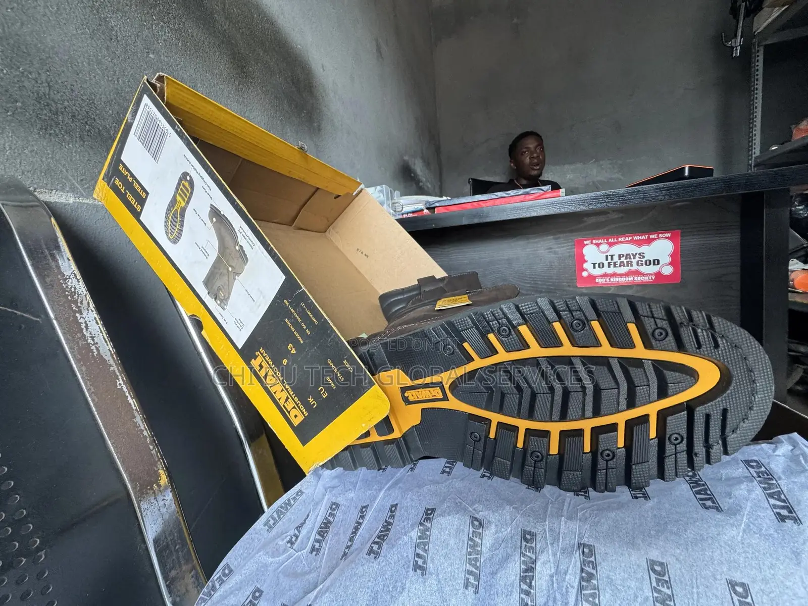 Dewalt Brown Rigger Safety Boots