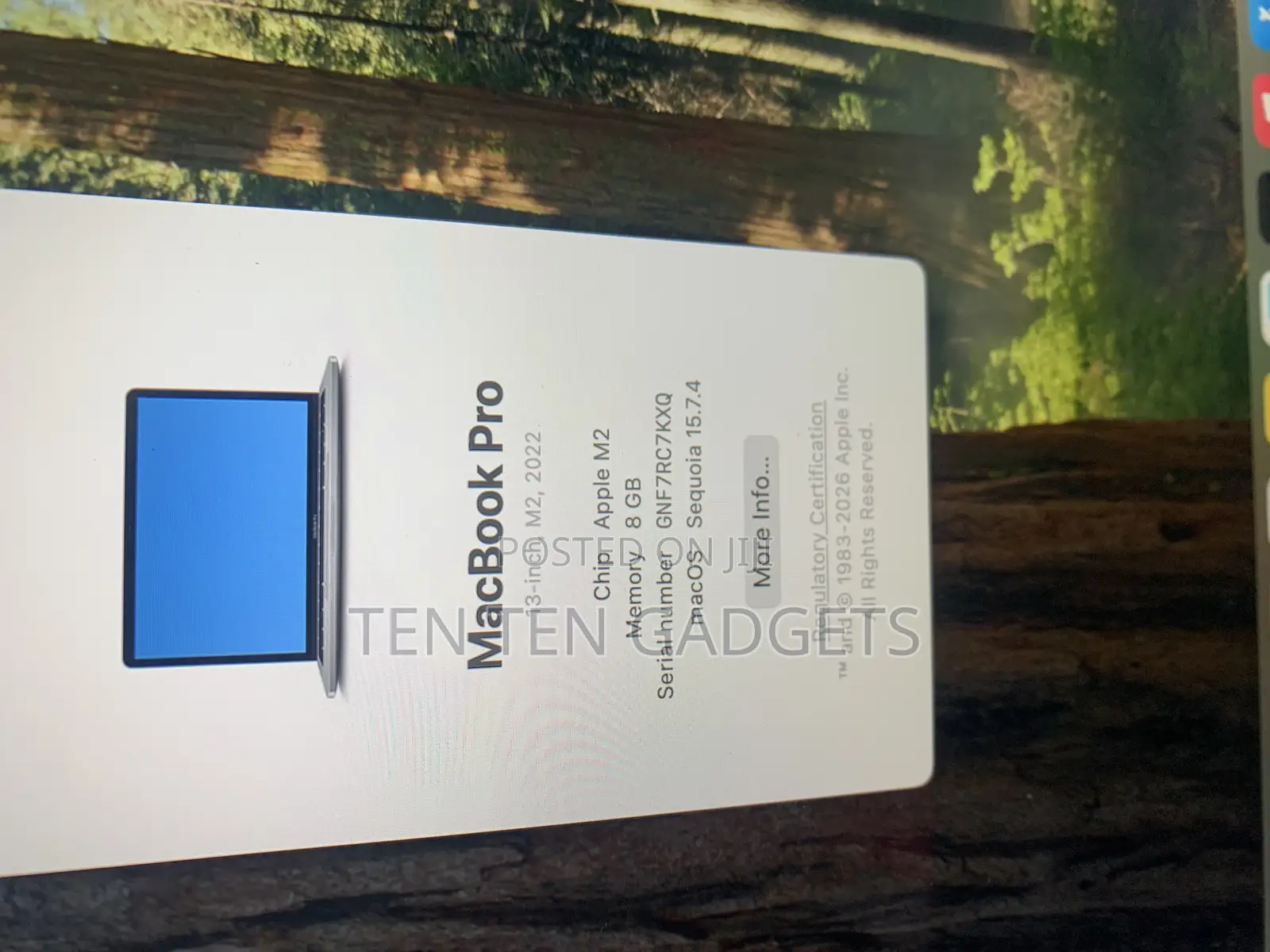 Laptop Apple MacBook Pro 2022 M2 8GB Apple M2 SSD 256GB
