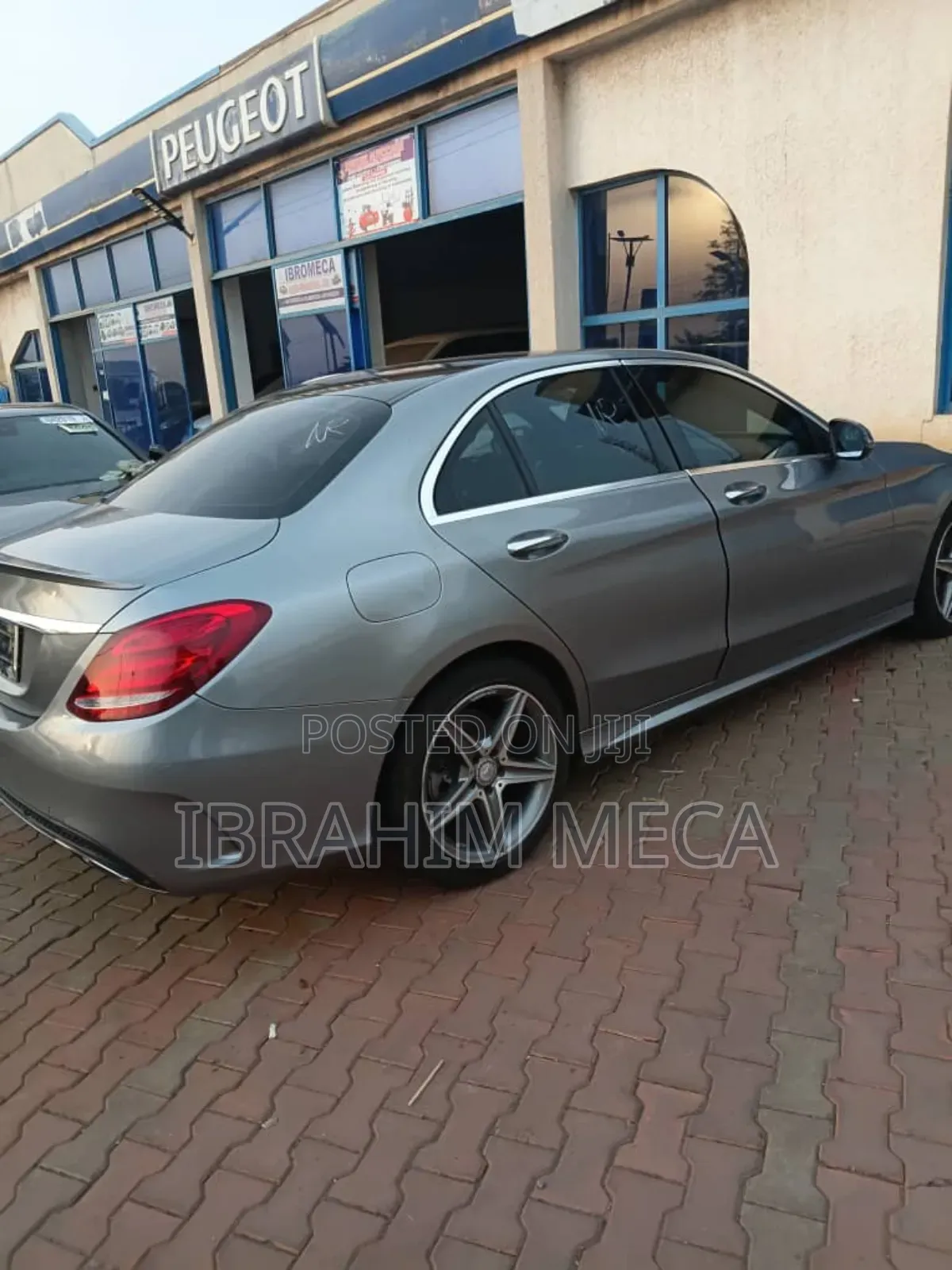 Mercedes-Benz C300 Sport Sedan RWD (2.0L 4cyl 7A) 2016 Gray