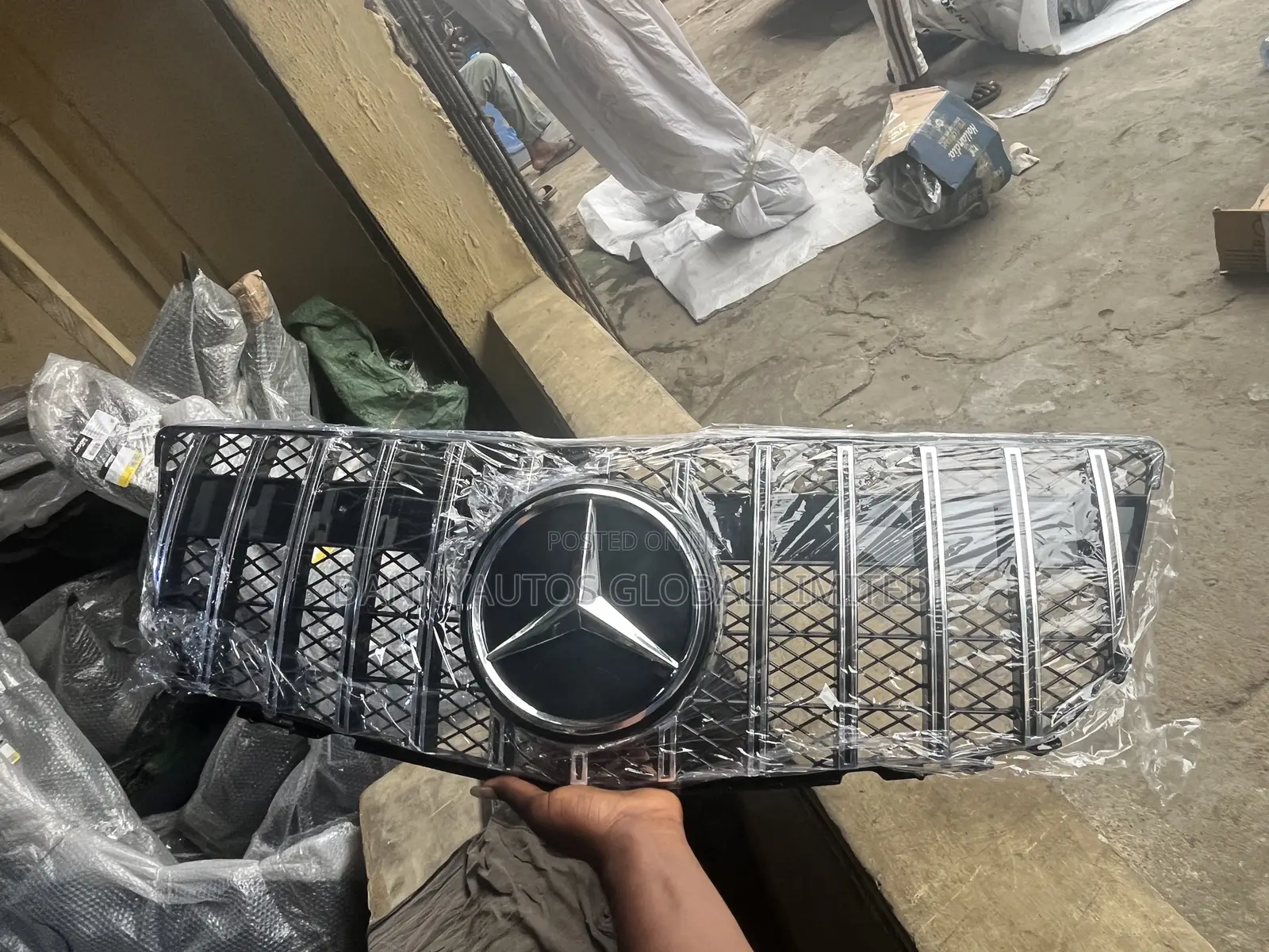 Front Grille GLK 350 2013 Model
