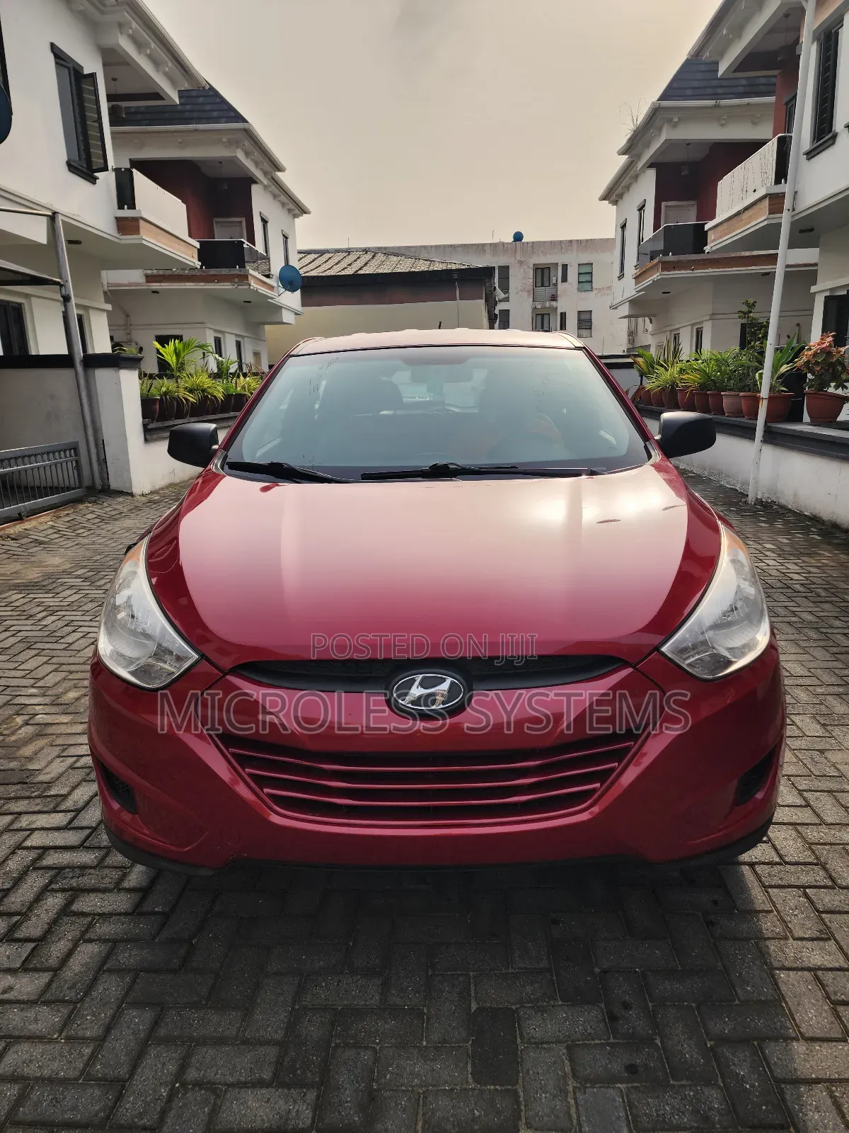 Hyundai Tucson 2011 Red