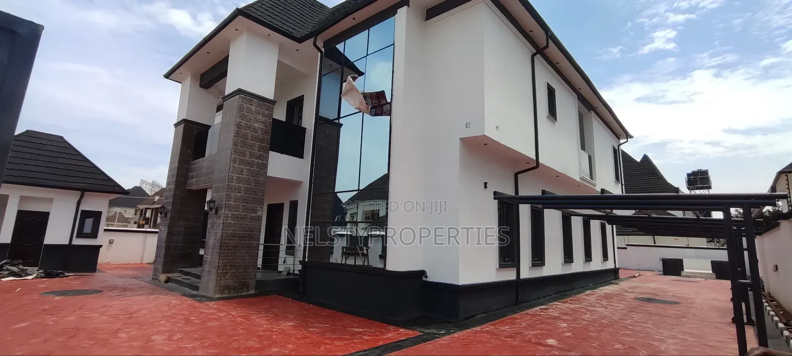 5bdrm Duplex in Efab Metropolis, Gwarinpa for sale