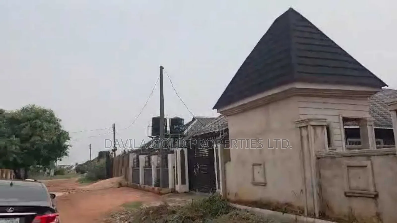 4bdrm Bungalow in Benin City for sale