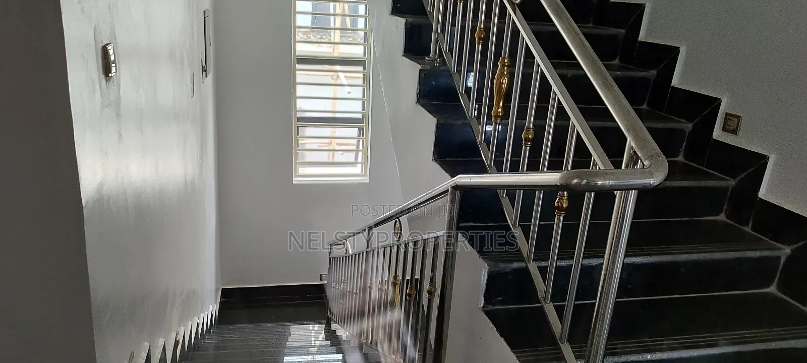 6bdrm Duplex in Metropolis, Gwarinpa for sale