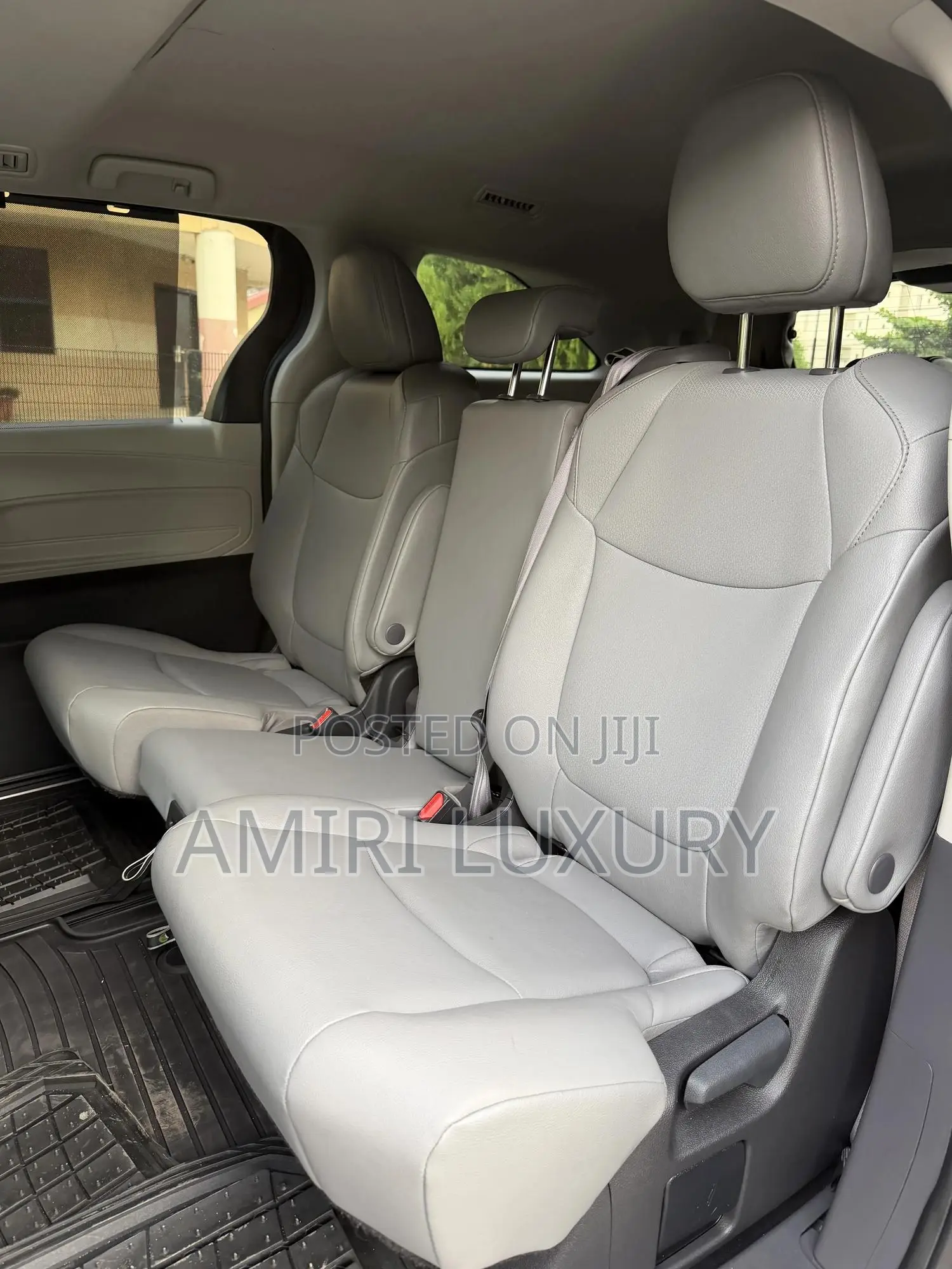 Toyota Sienna 2024 Gray