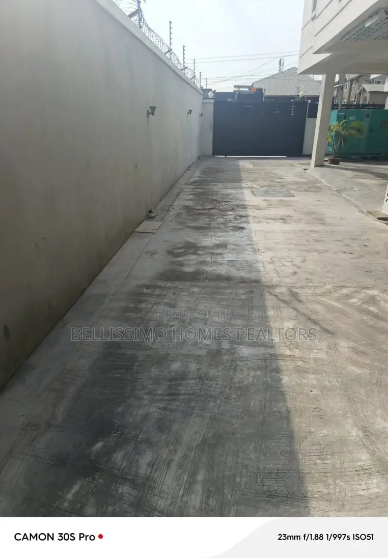 2bedroom Flat and 1bedroom Flat