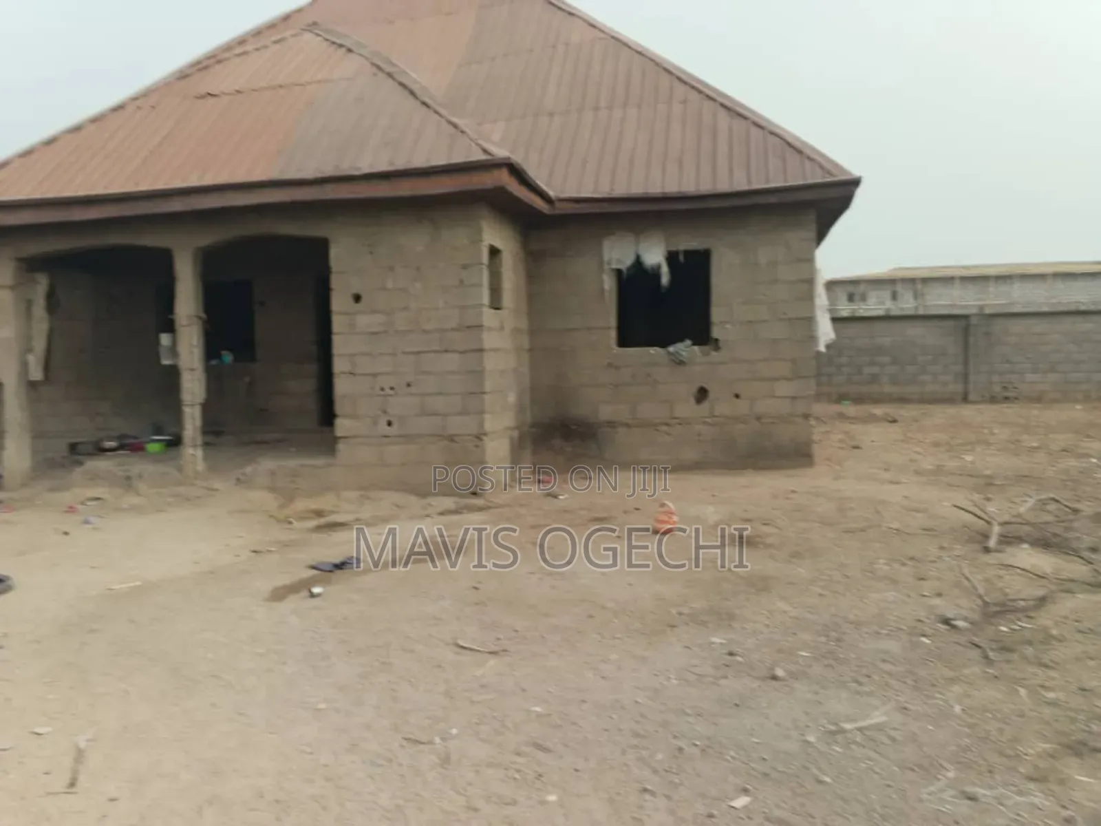 4bdrm Bungalow in Lape Estate Road, Karu for sale