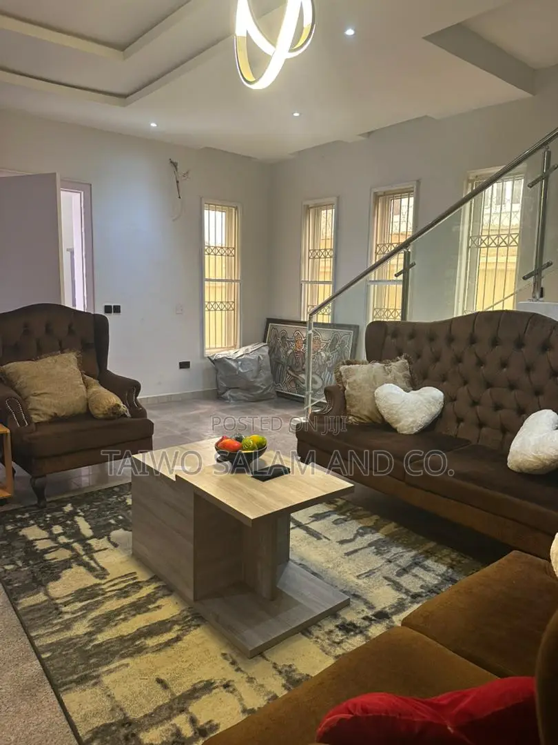 Furnished 4bdrm Duplex in Sijuwade Road, Jericho for sale