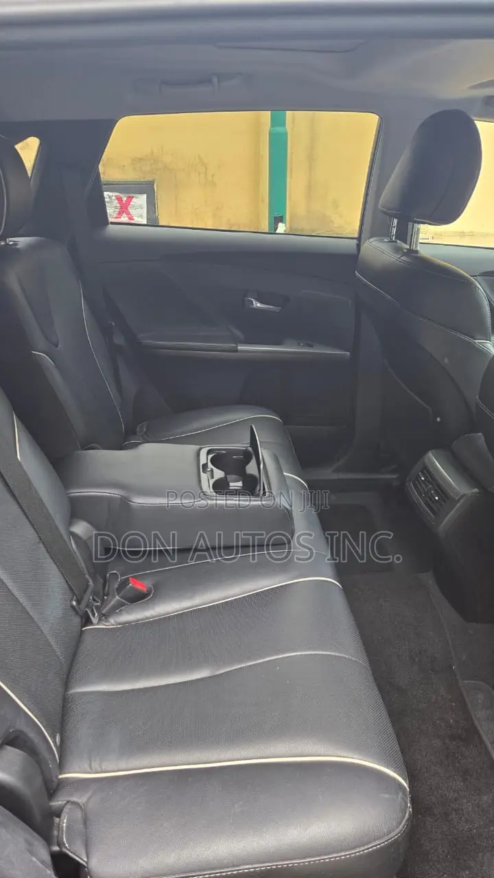 Toyota Venza 2016 Brown