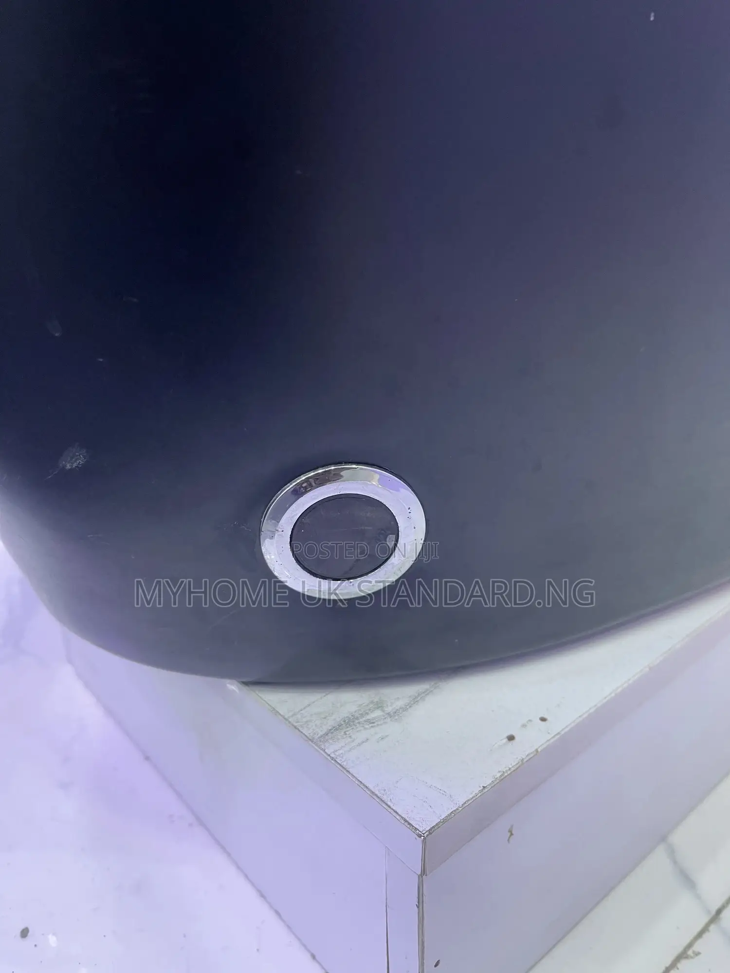 Black Smart Sensor Wc With Voice And Remote Control