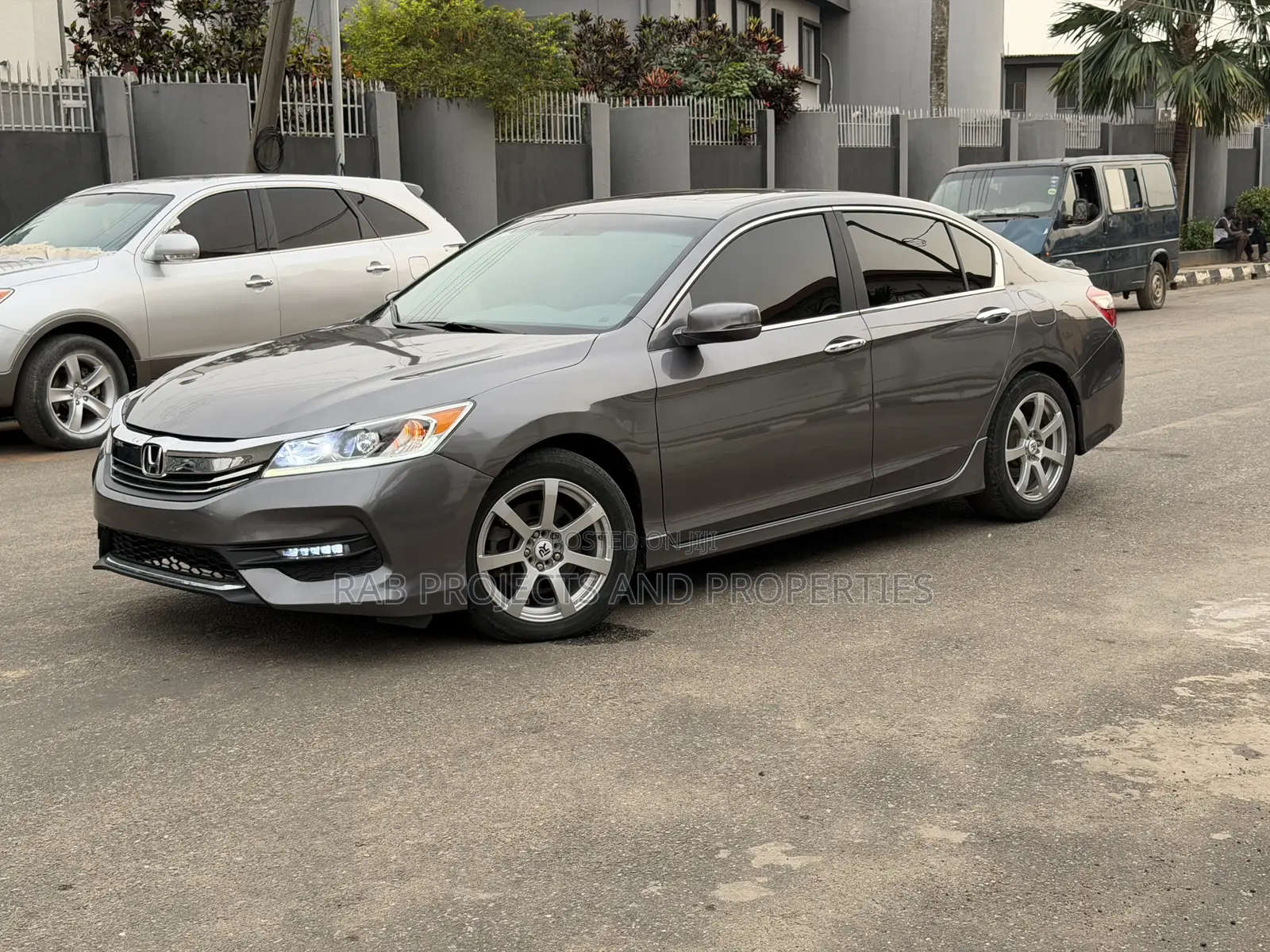Honda Accord Sport SE 4dr Sedan FWD (2.4L 4cyl 2A) 2017 Gray