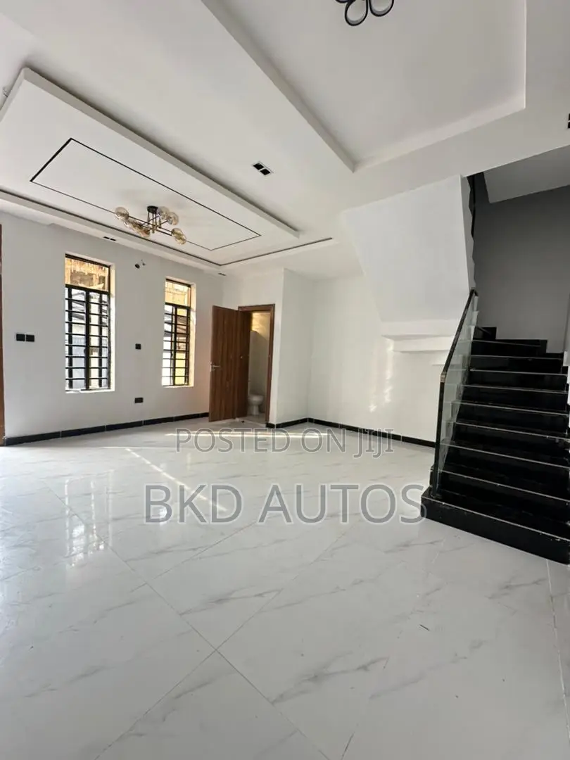 4bdrm Duplex in Sangotedo for sale