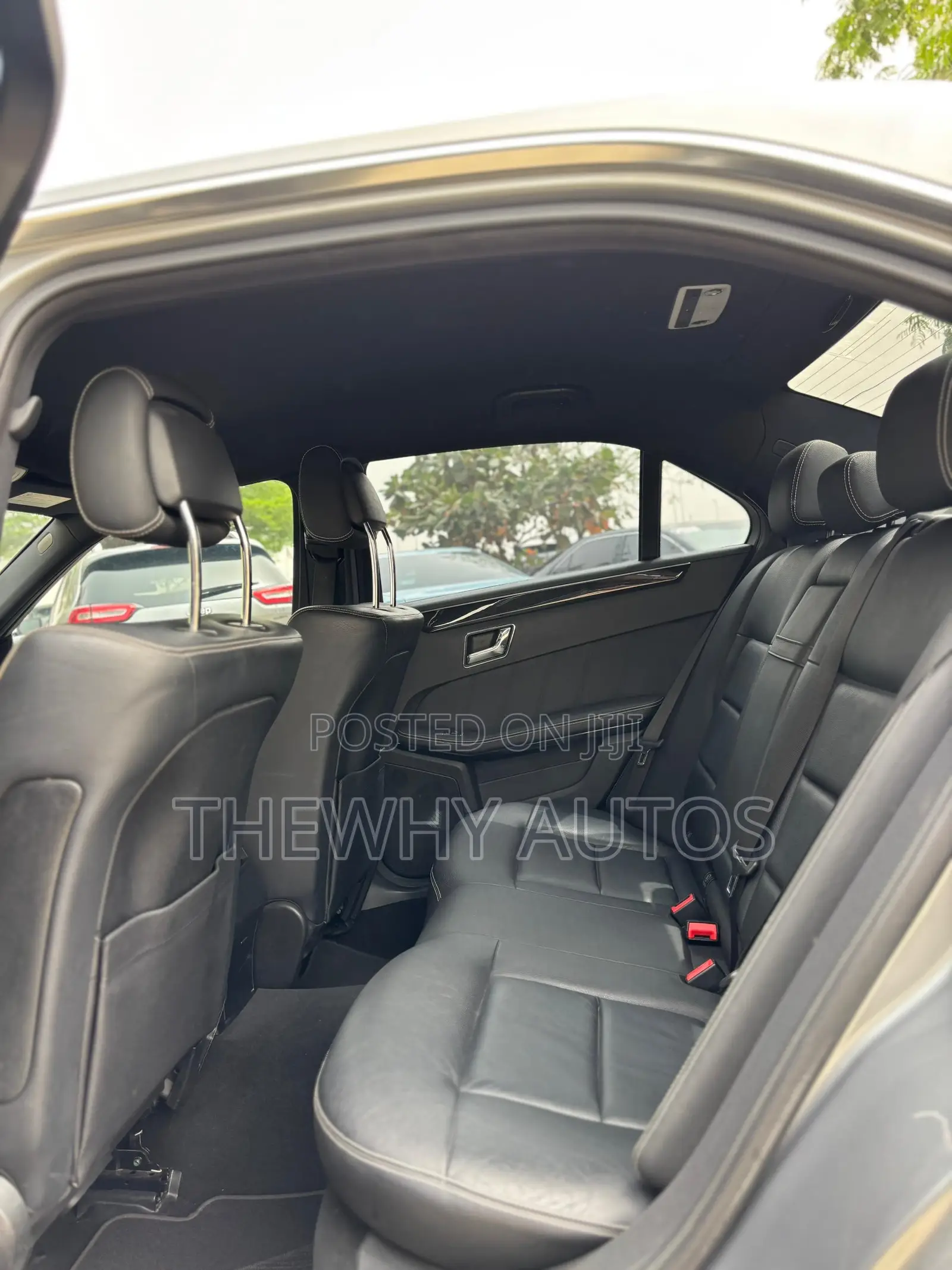 Mercedes-Benz E350 Base 4Matic Sedan AWD (3.5L 6cyl 7A) 2011 Gray