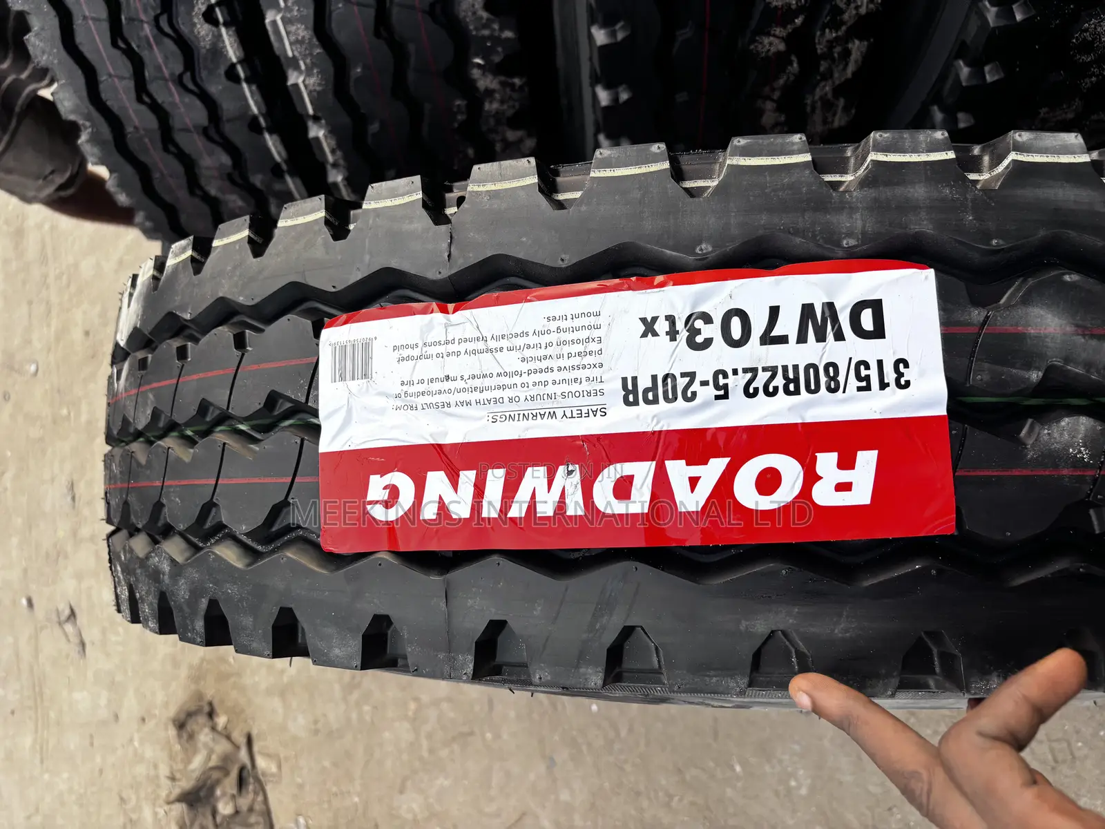 Brand New 315/80r22.5 Roadwing Tyre Available