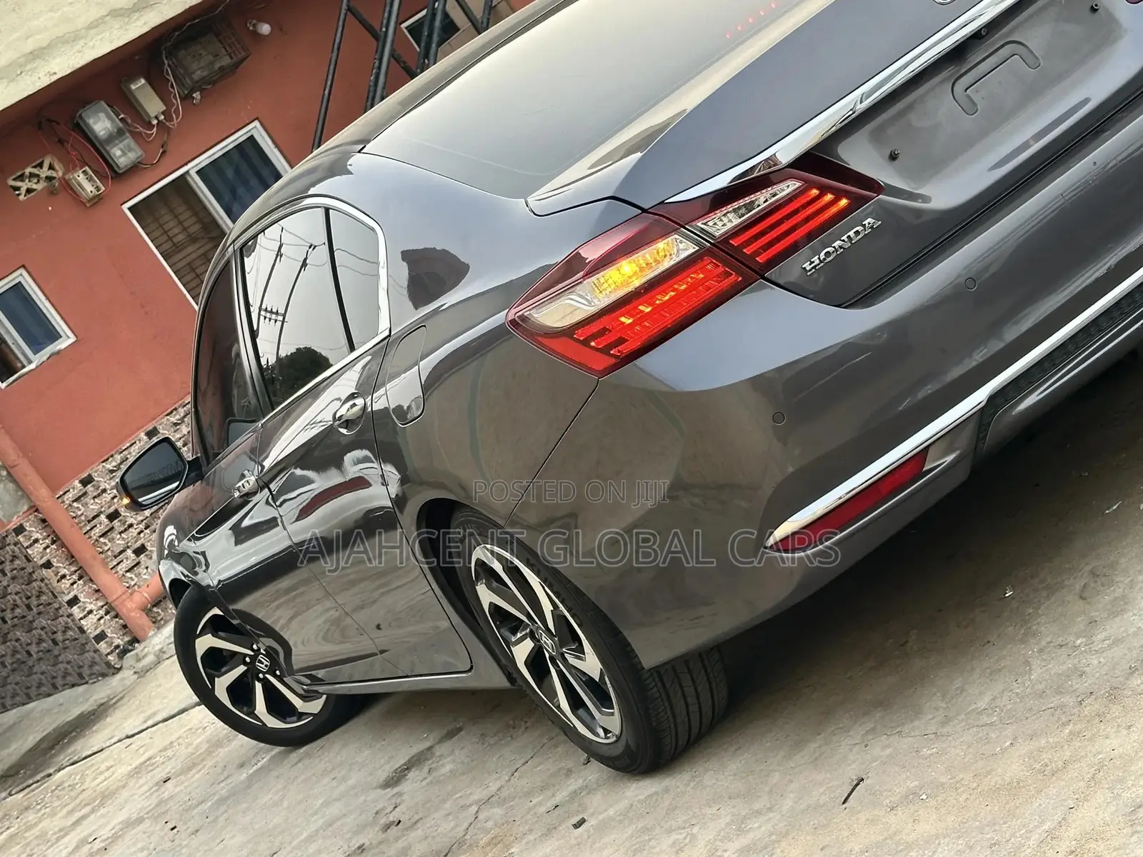 Honda Accord EX 4dr Sedan FWD (2.4L 4cyl 2A) 2016 Gray