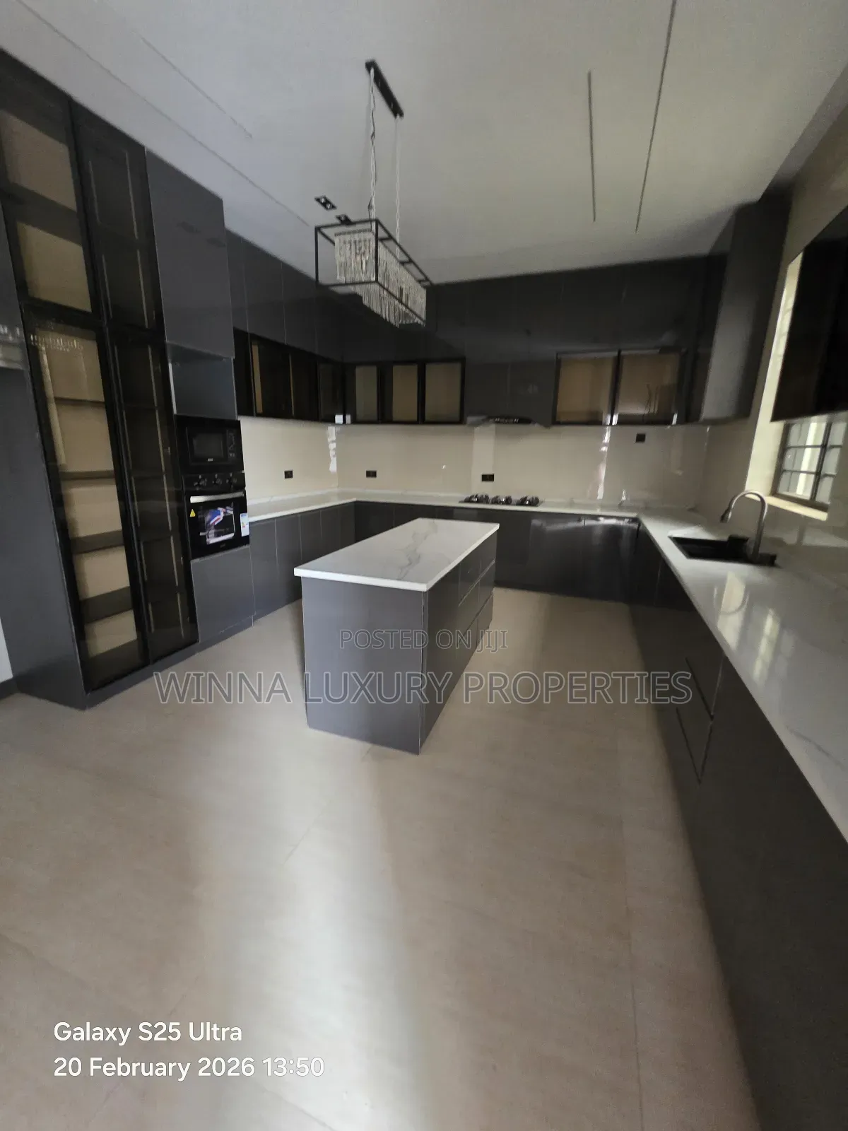 5bdrm Duplex in Lokogoma for sale