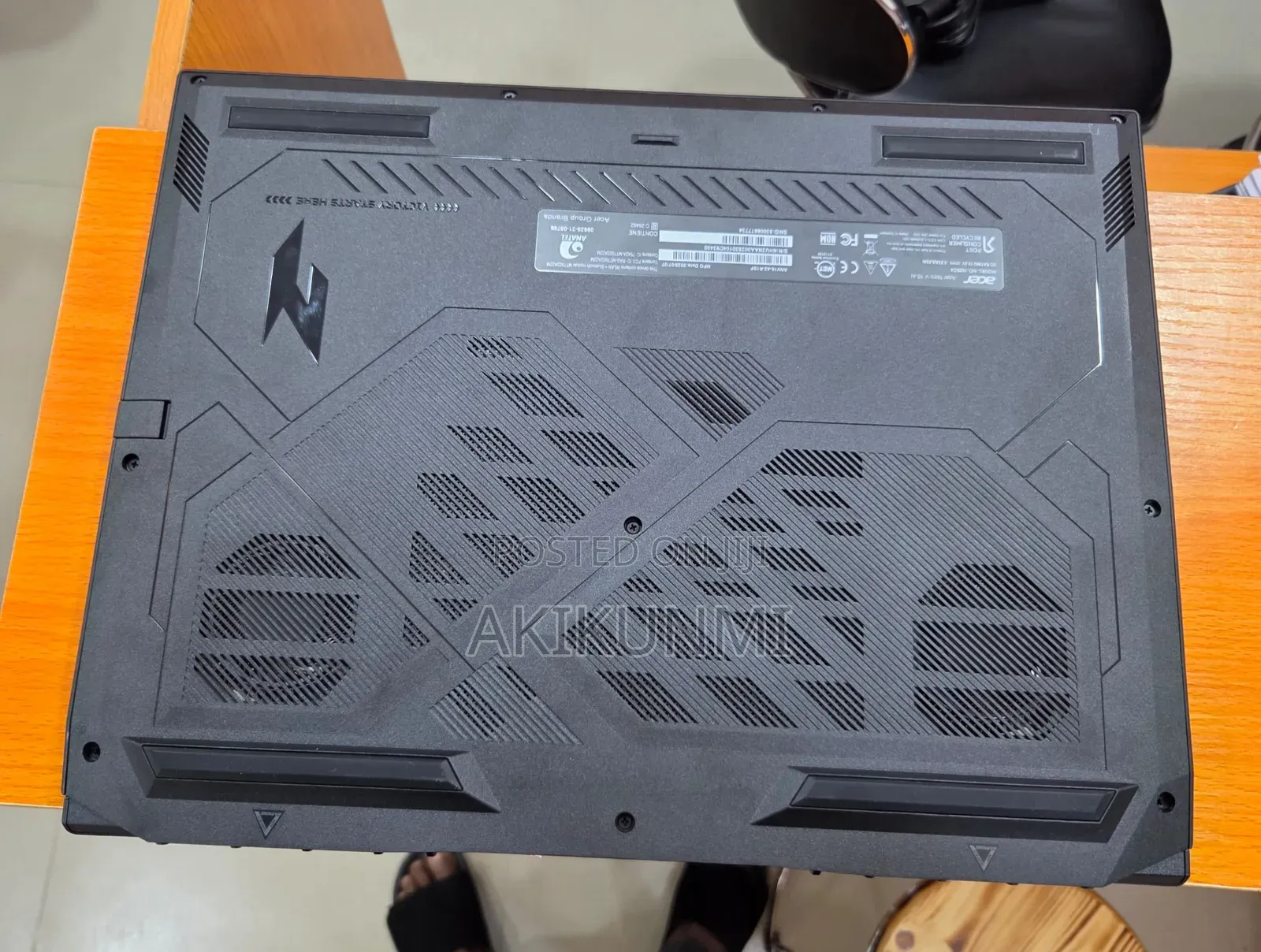 Laptop Acer Nitro 17 16GB AMD Ryzen 5 SSD 512GB