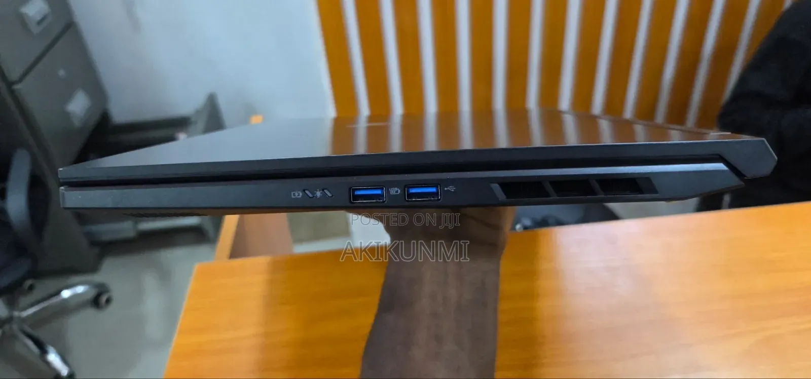 Laptop Acer Nitro 17 16GB AMD Ryzen 5 SSD 512GB