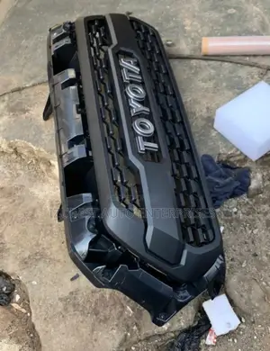 Front Grille Tacoma 2020