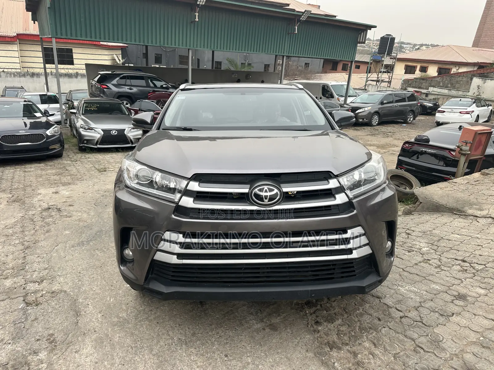 Toyota Highlander XLE V6 4x4 (3.5L 6cyl 6A) 2016 Gray