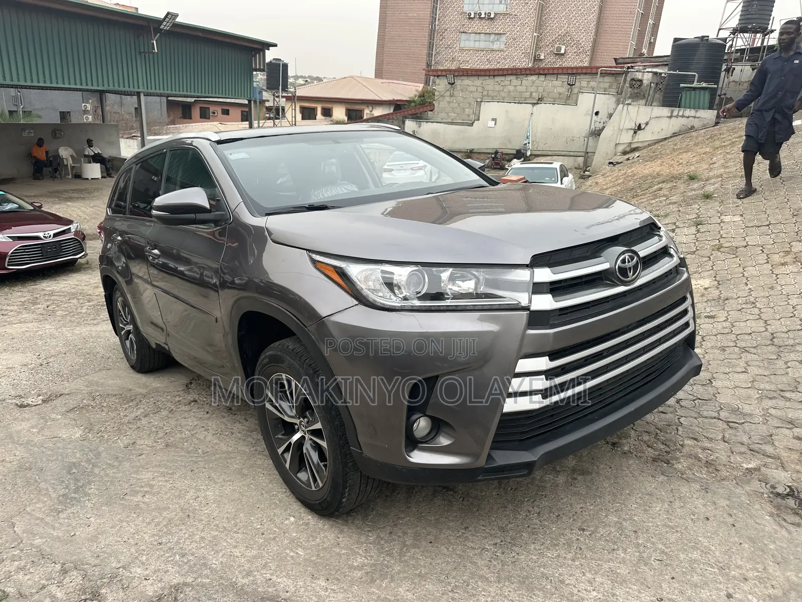 Toyota Highlander XLE V6 4x4 (3.5L 6cyl 6A) 2016 Gray