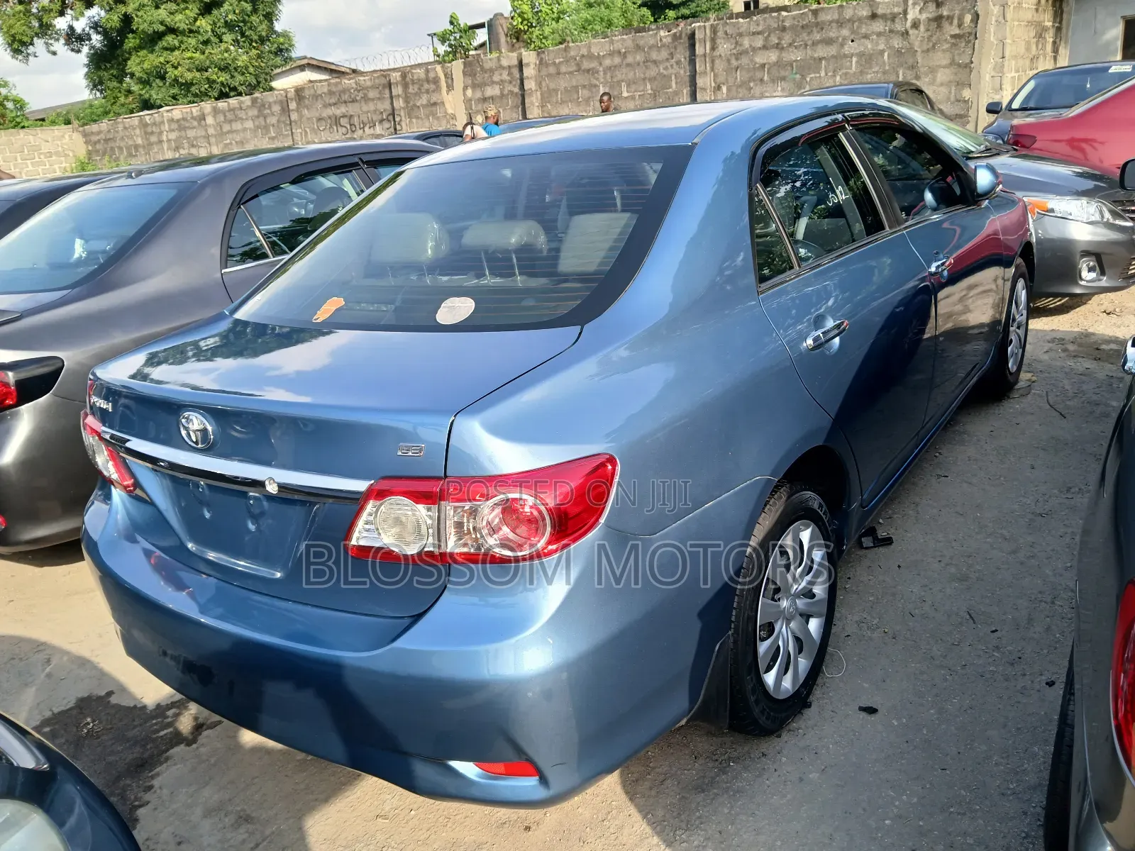 Toyota Corolla LE Special Edition 4dr Sedan (1.8L 4cyl 4A) 2013 Blue