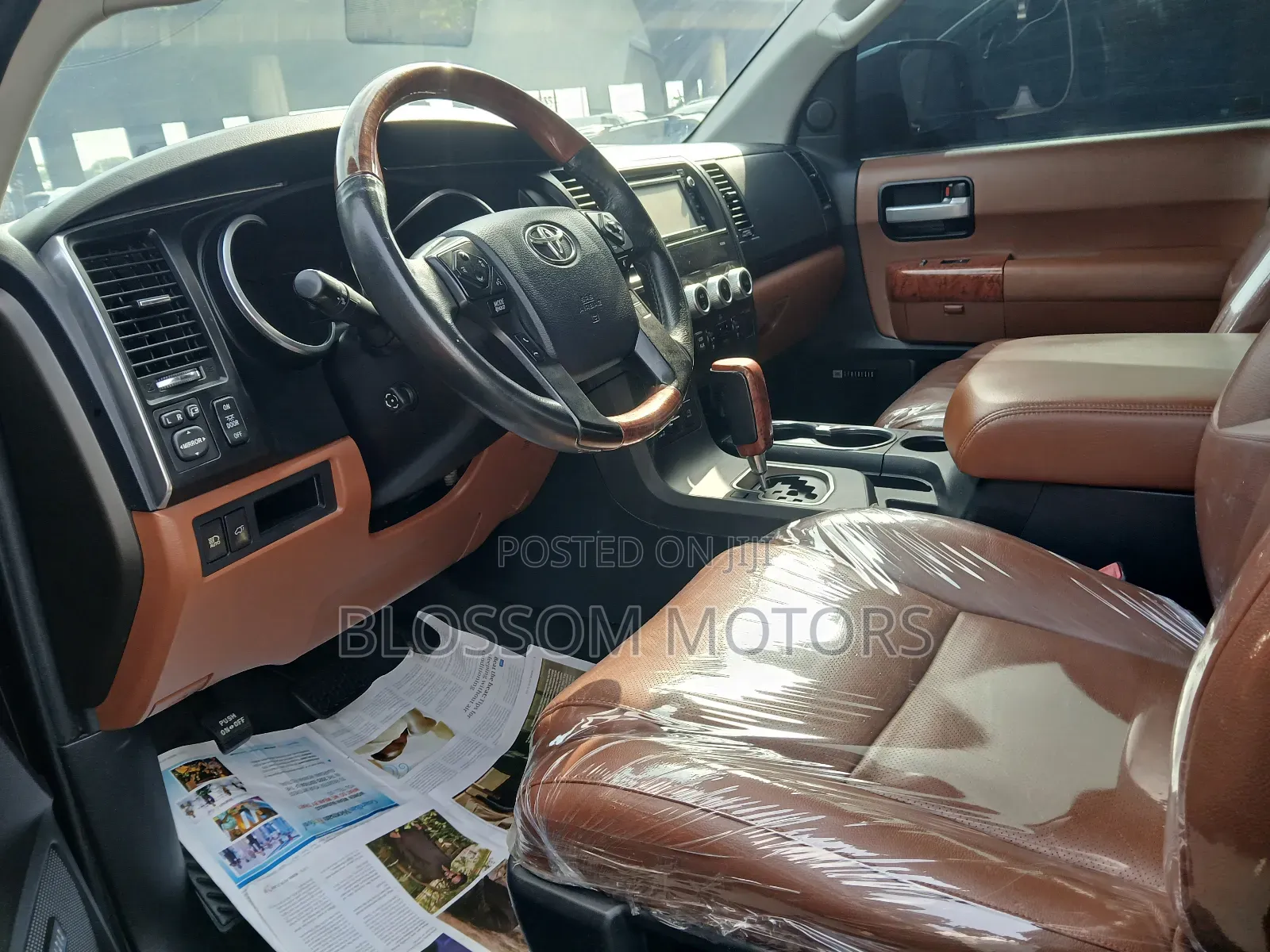 Toyota Sequoia Platinum 4x4 2020 Black