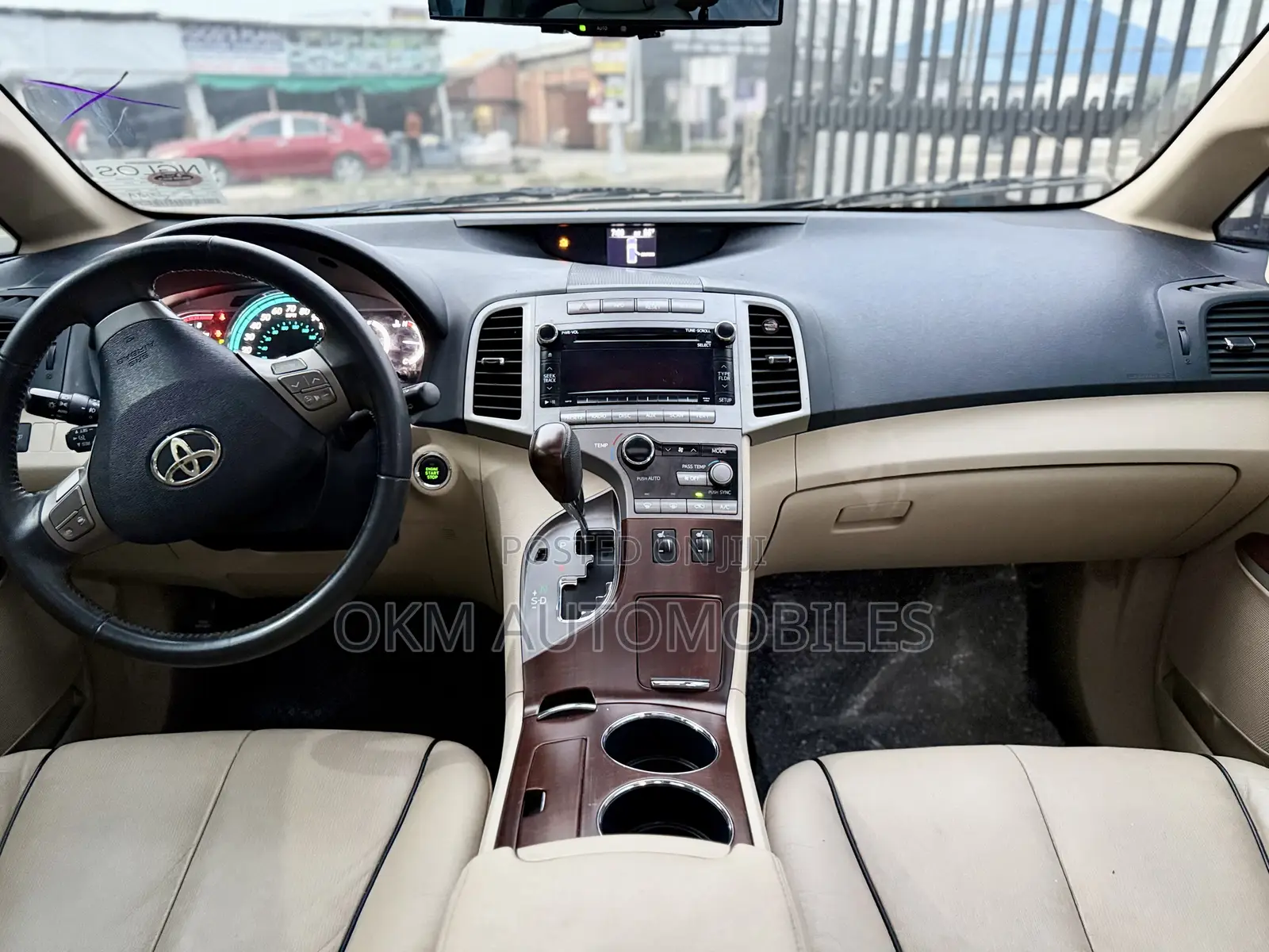 Toyota Venza V6 AWD 2011 Red