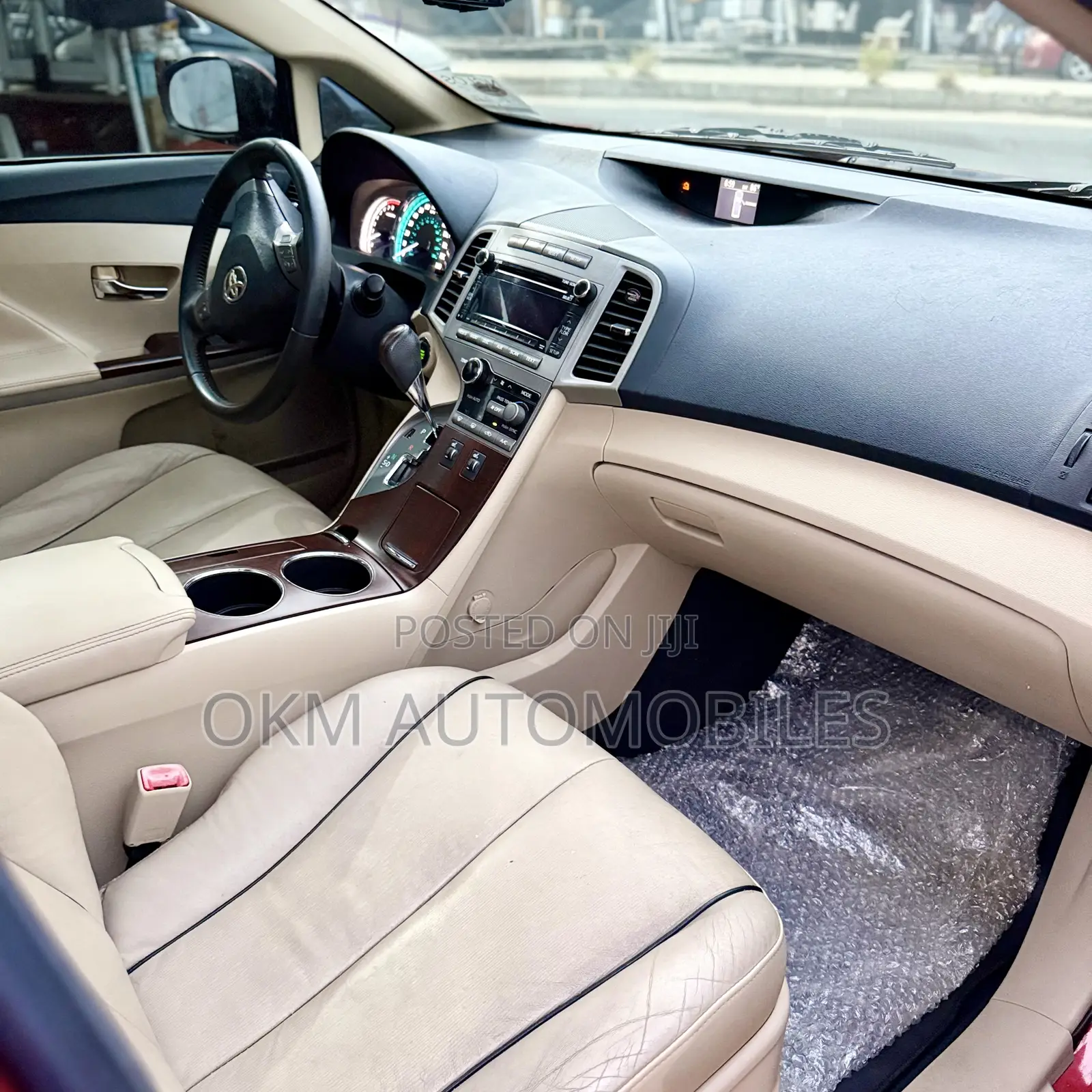 Toyota Venza V6 AWD 2011 Red