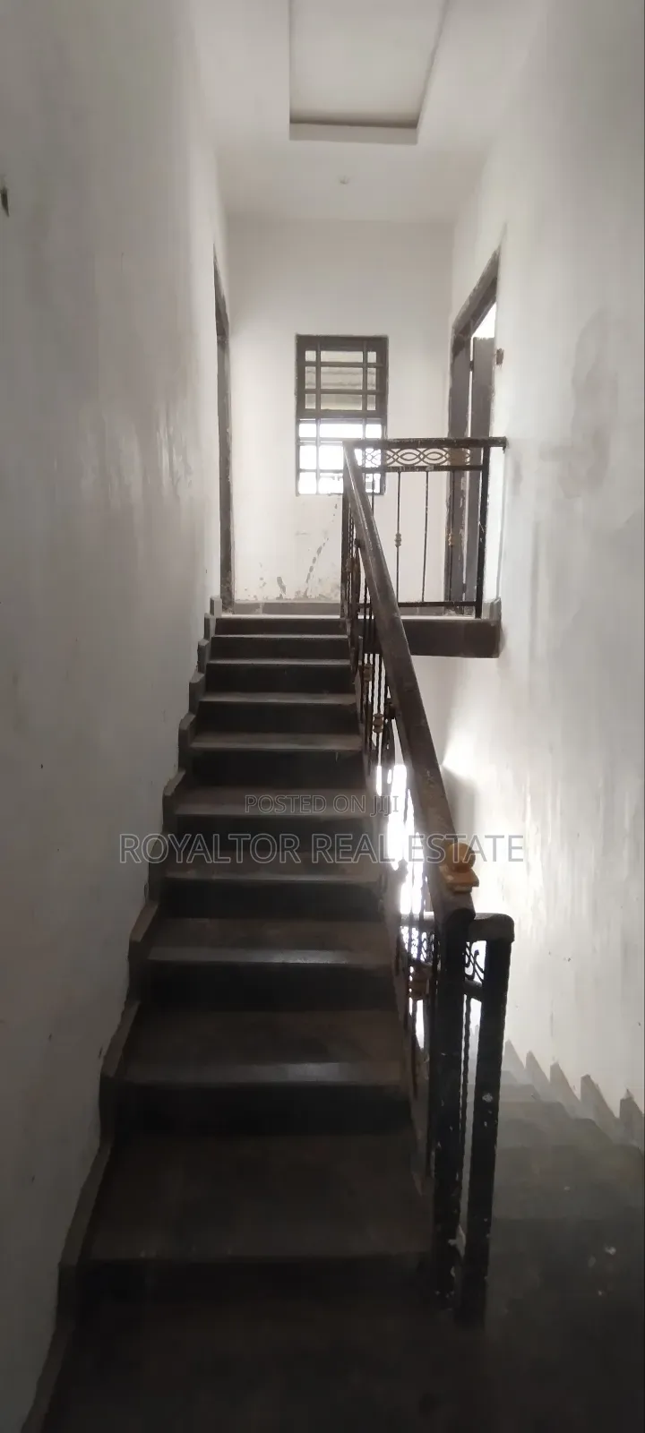 2bdrm Apartment in Royaltor Real Estate, Benin City for sale