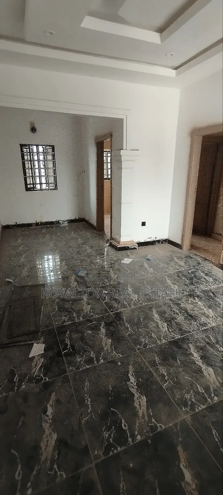 2bdrm Apartment in Royaltor Real Estate, Benin City for sale