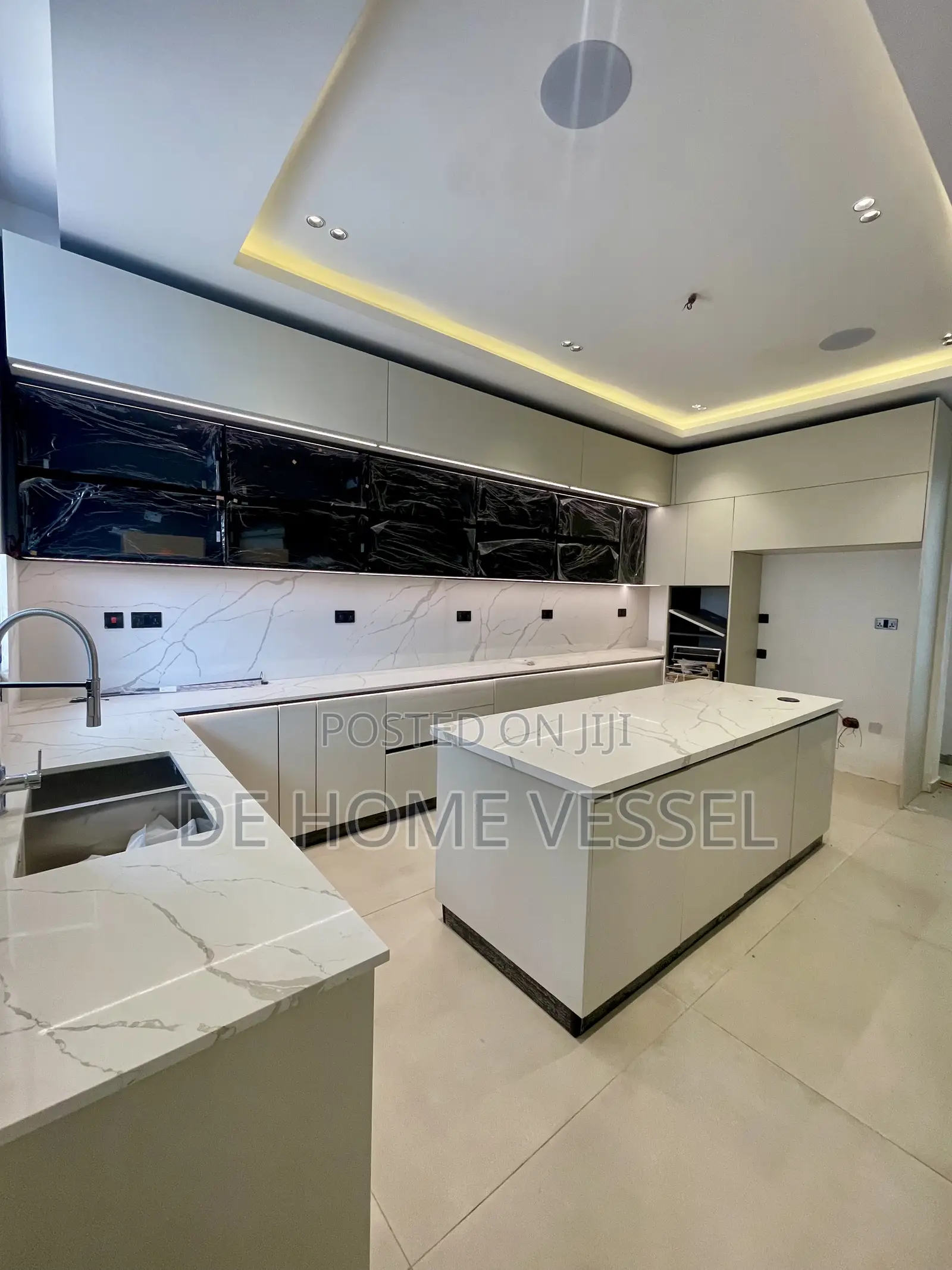 5bdrm Duplex in Ikoyi for sale