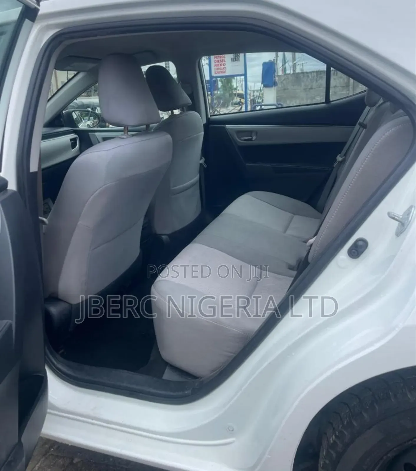 Toyota Corolla 2015 White