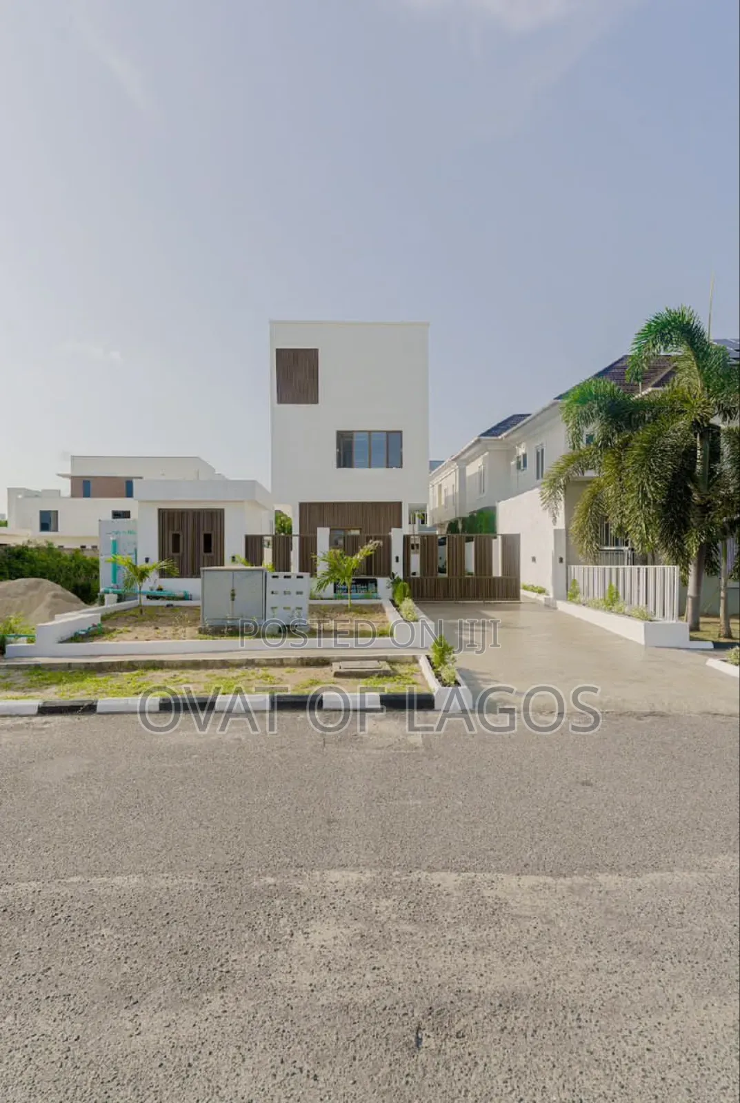 4bdrm Duplex in Pinnock Beach, Lekki Phase 1 for sale