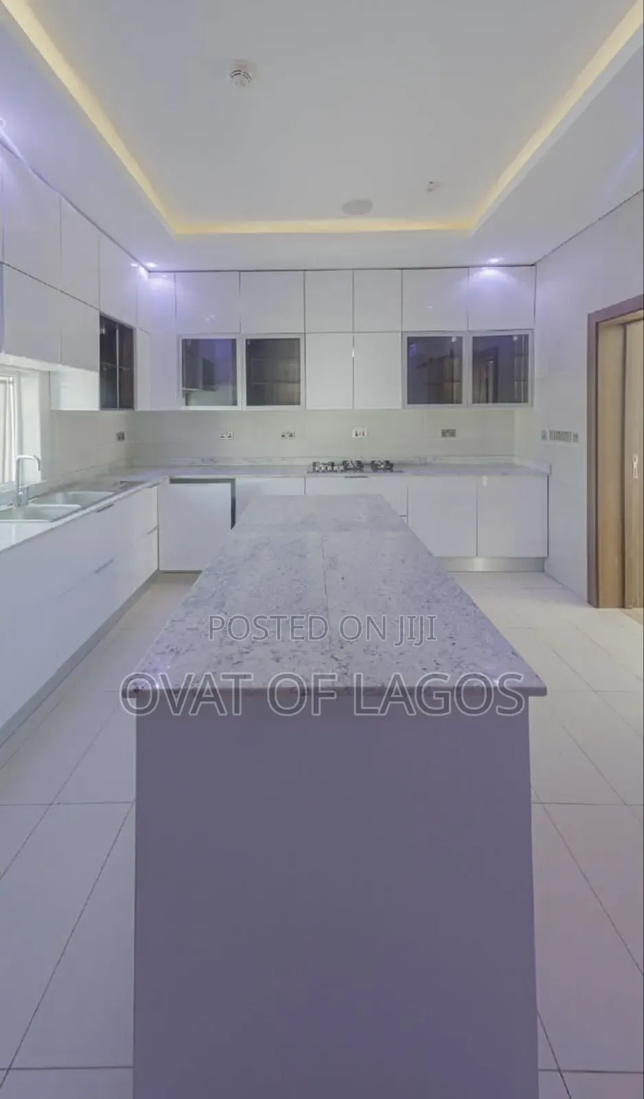 4bdrm Duplex in Pinnock Beach, Lekki Phase 1 for sale