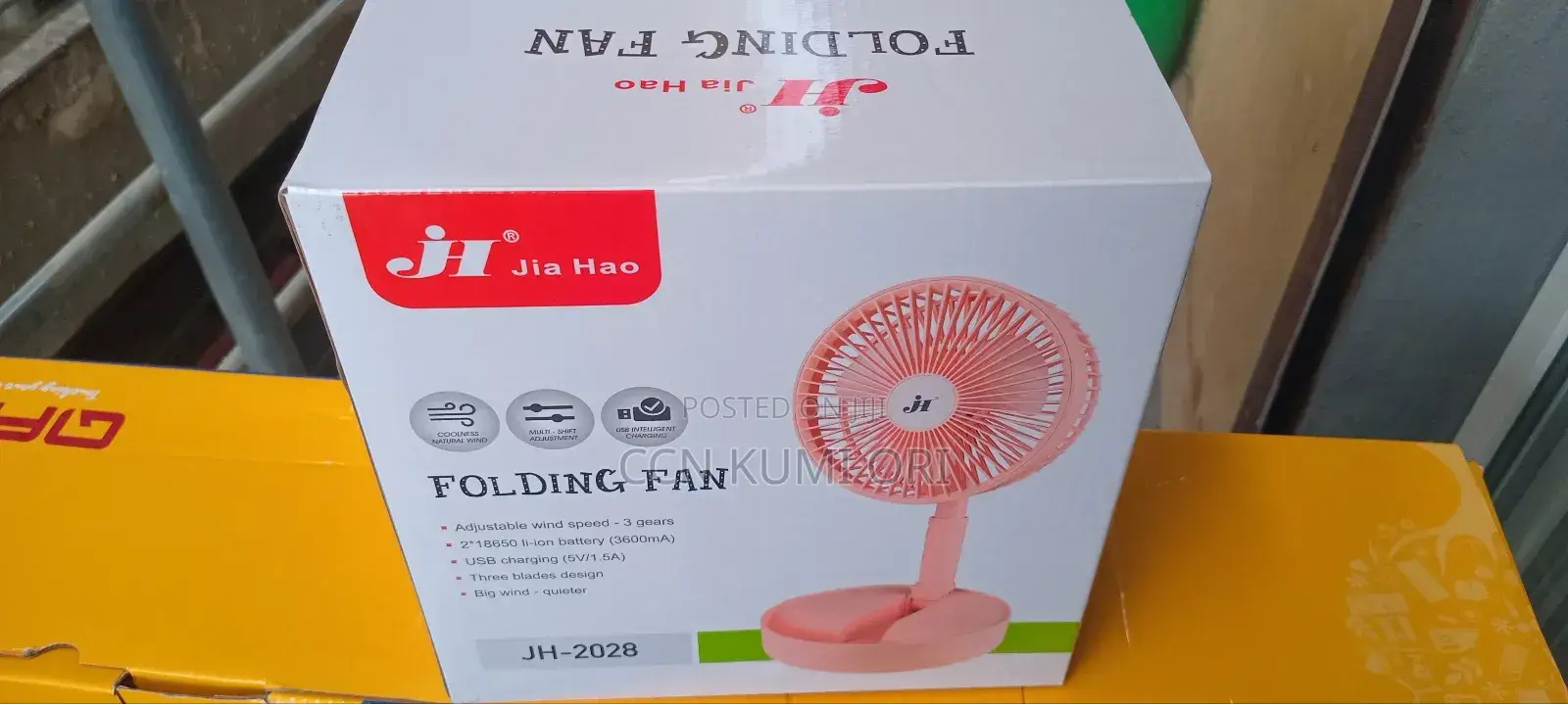 Jia Ha0 Folding Fan .Jh2028