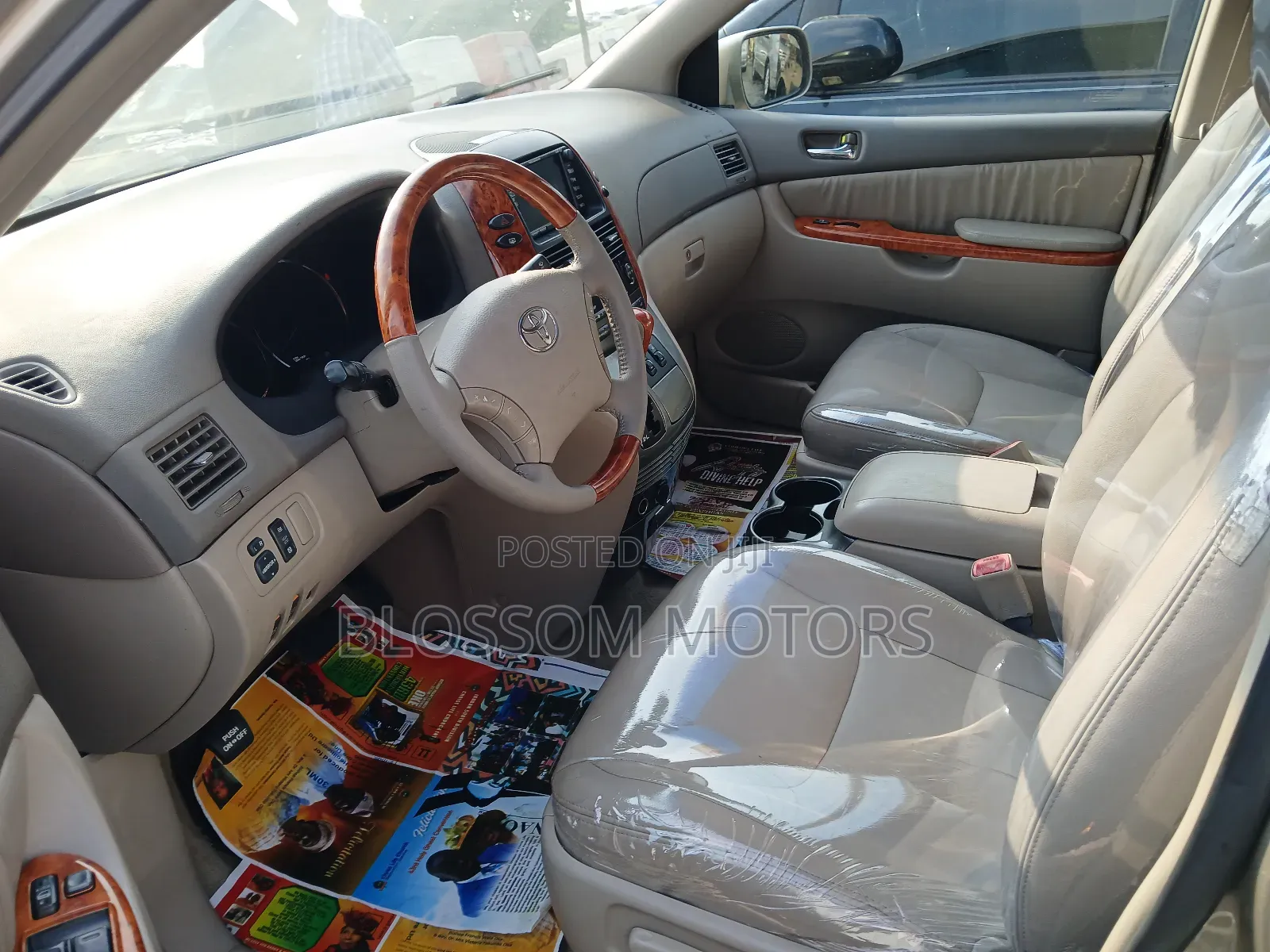 Toyota Sienna XLE Limited 2008 Gold