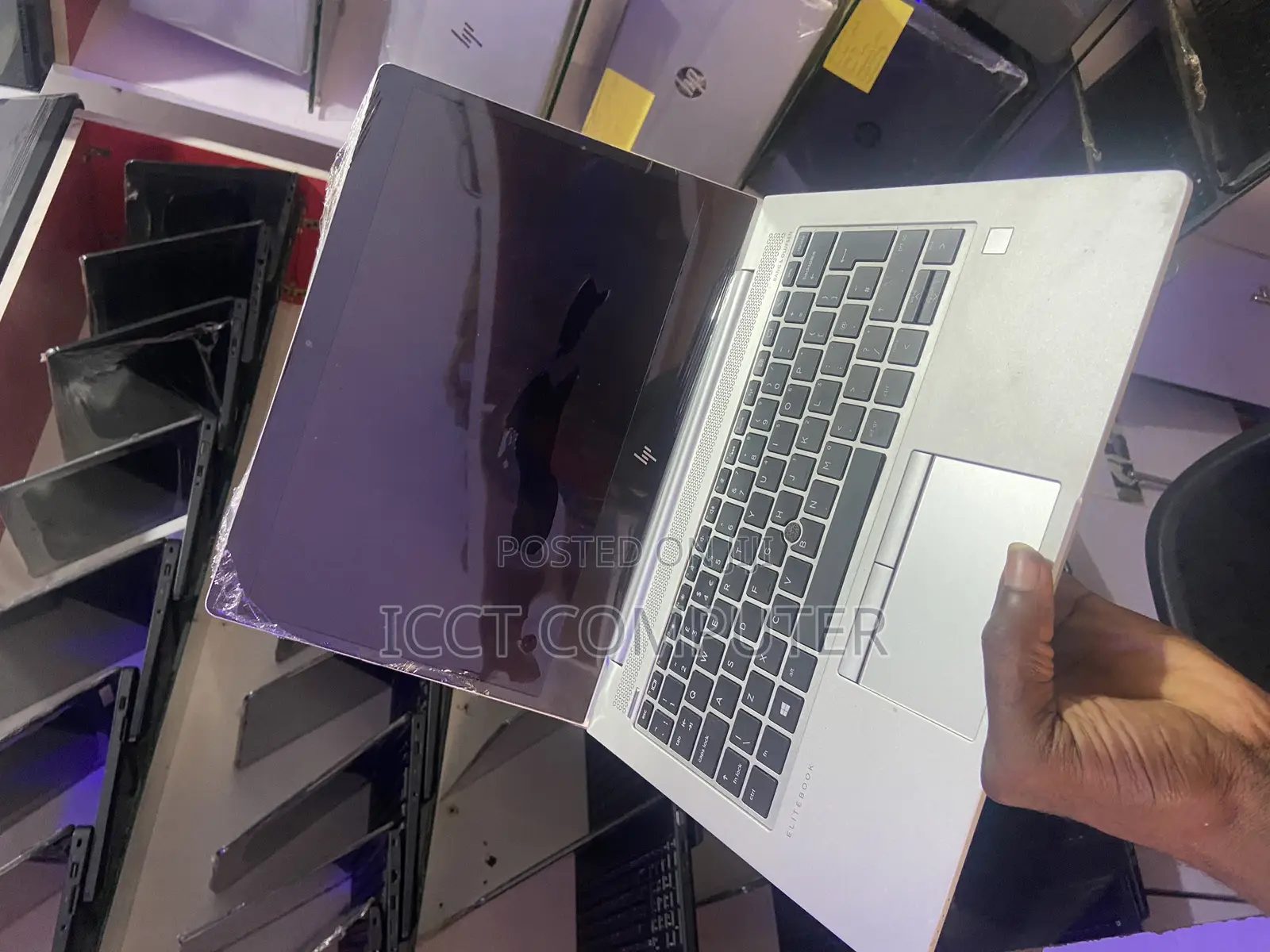 New Laptop HP EliteBook 735 G5 8GB AMD Ryzen 5 SSD 256GB