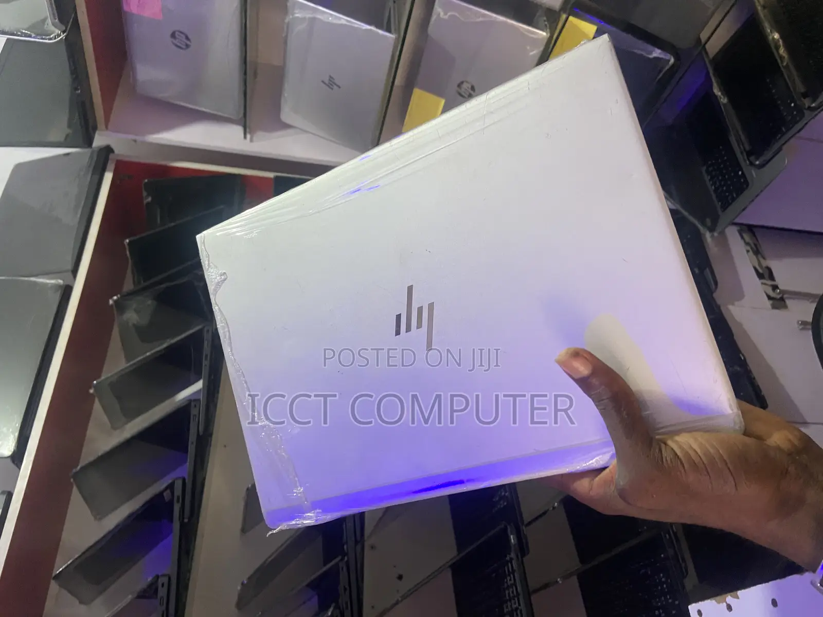 New Laptop HP EliteBook 840 G5 8GB Intel Core i5 SSD 256GB