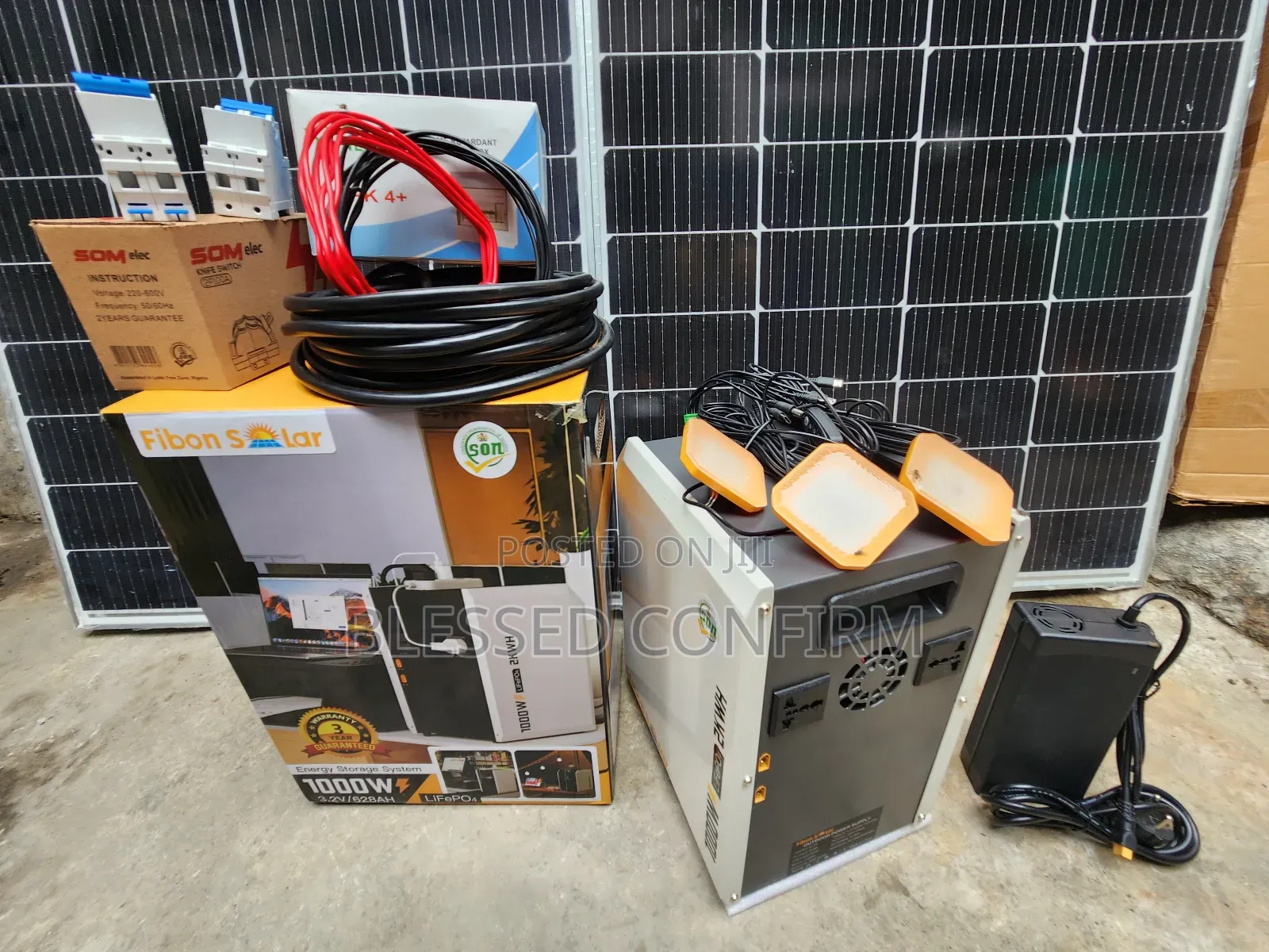 Powerful All in One 2kwh + 1000w Solar Generator With Accessories