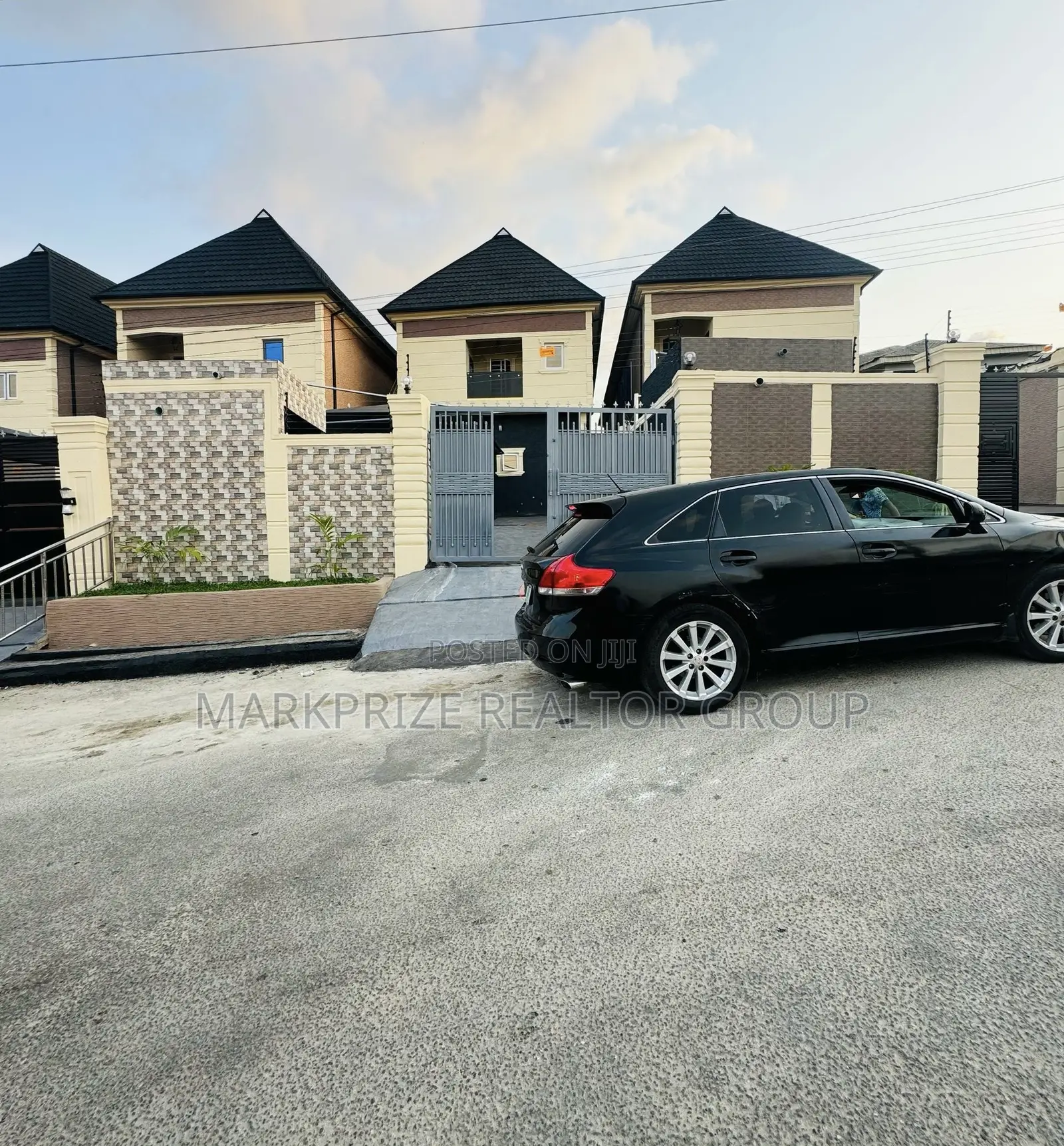4bdrm Duplex in Ogba Ikeja Lagos for sale