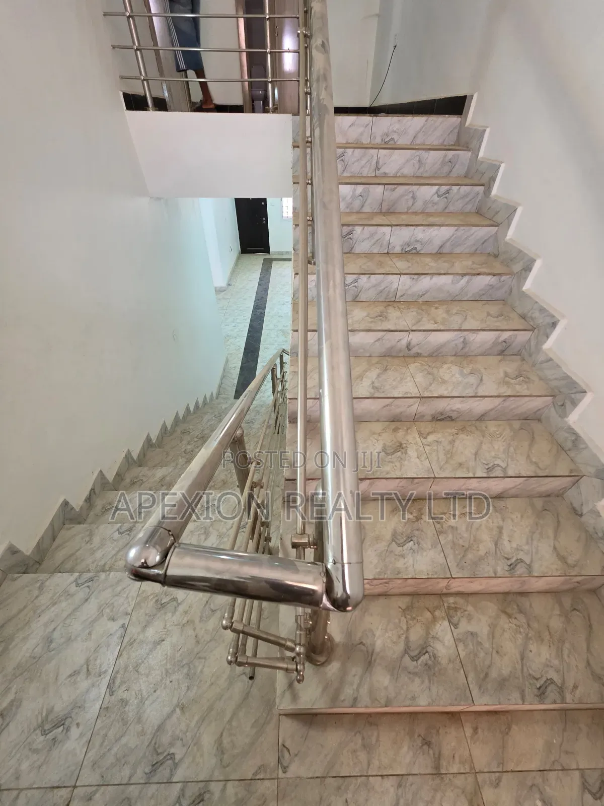4bdrm Apartment in Brains And Hammers, Life Camp for rent