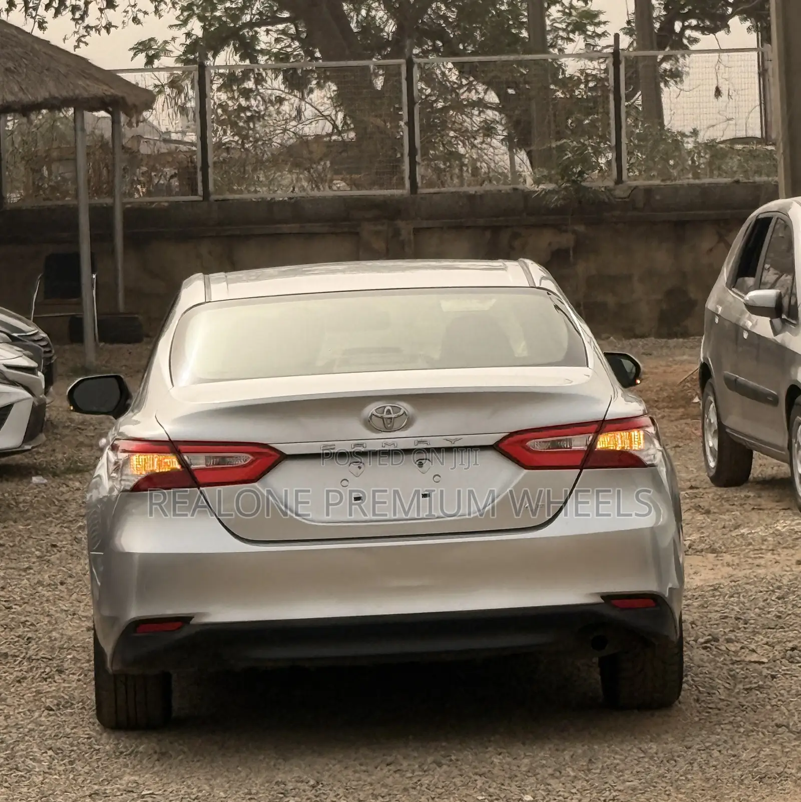 Toyota Camry 2018 Silver