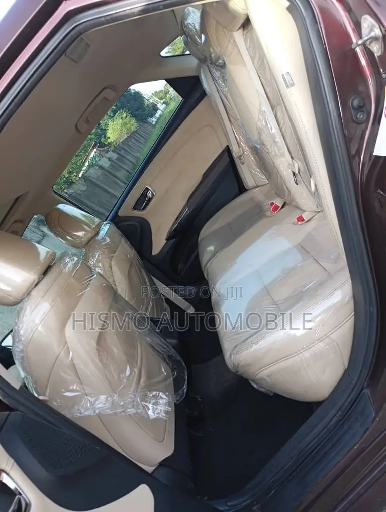 Toyota Avalon Limited 4dr Sedan (3.5L 6cyl 6A) 2014 Brown