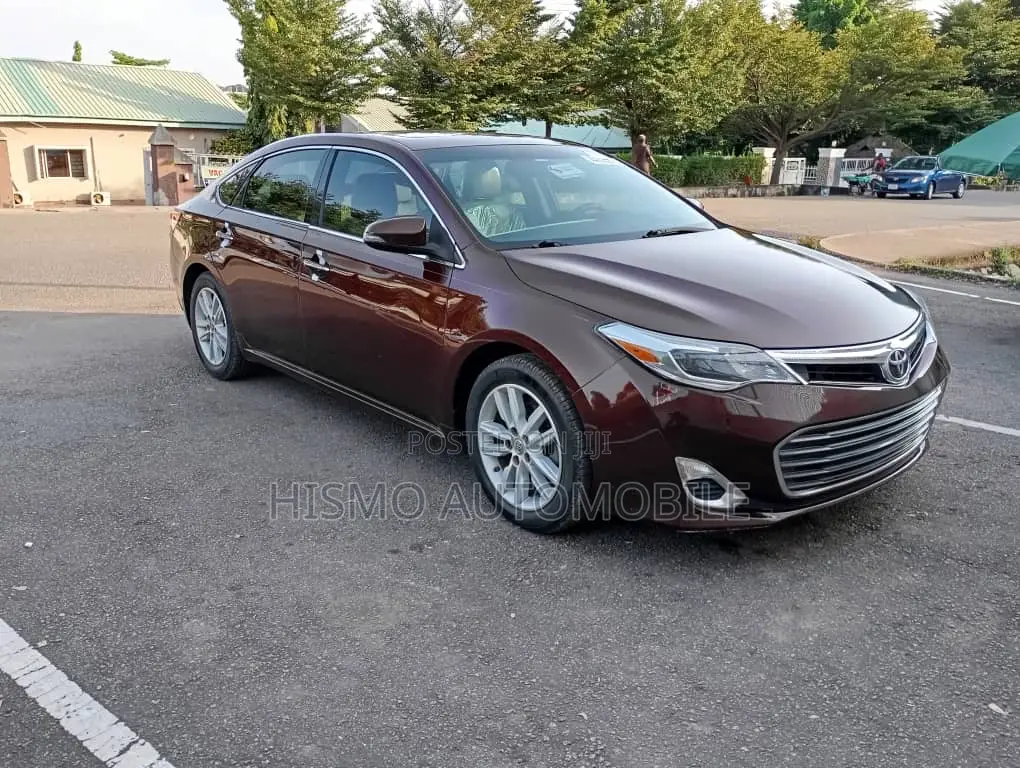 Toyota Avalon Limited 4dr Sedan (3.5L 6cyl 6A) 2014 Brown