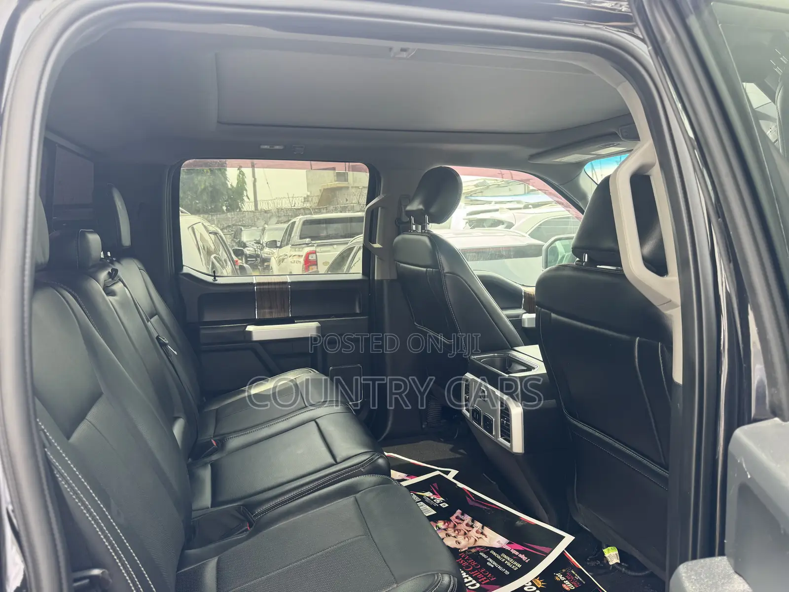 Ford F-150 Lariat 4x4 SuperCab Styleside 8 ft. box 163 in. WB 2019