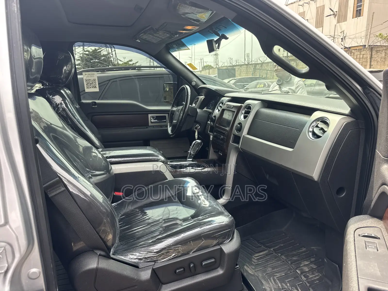 Ford F-150 Lariat 2012 Silver