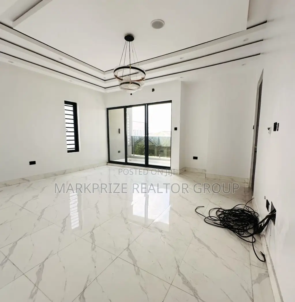 4bdrm Duplex in Magodo Phase 2 Lagos for sale